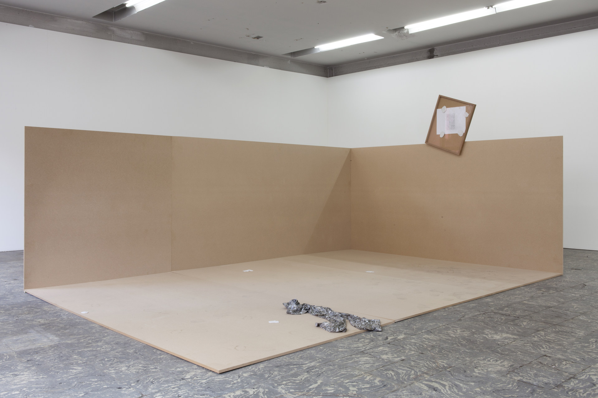 'Michael Dean. Jumping Bones’, installation view, Extra City Kunsthal, 2015 © We Document Art_6