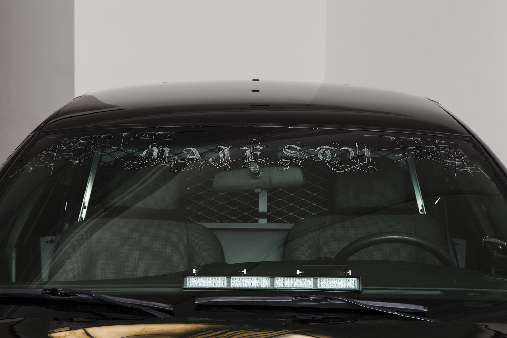 SCa_15_001 detail windshield FULL