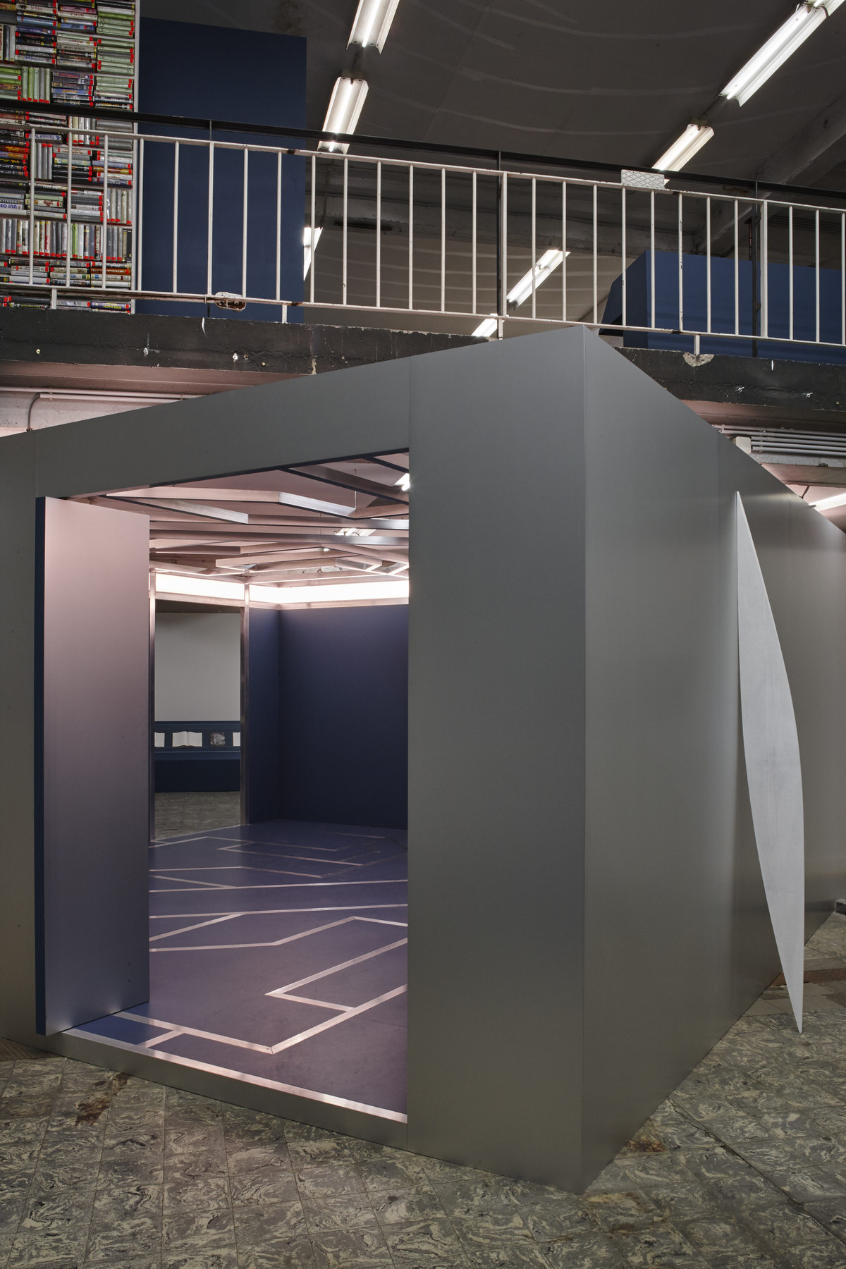 'The Corner Show’, installation view, Extra City Kunsthal, 2015 © Jan Kempenaers239