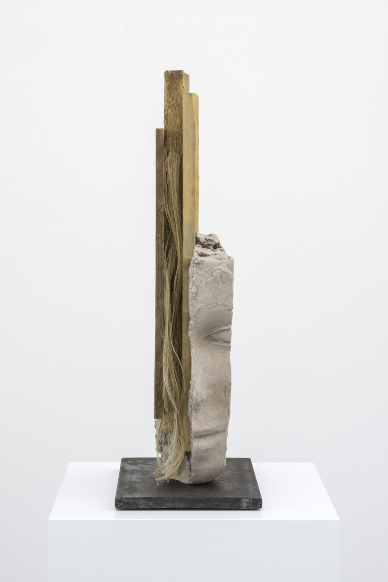 Mark Manders at Zeno X Gallery – Art Viewer