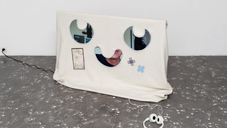 Wih 17 Philipp Timischl, Untitled, 2016 Fabric, Flatscreen, Patches (embroidered By Victor Lizana),cover