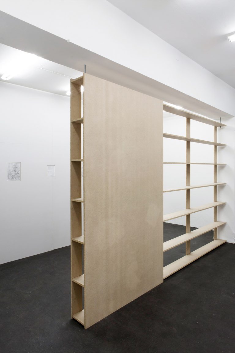 Philipp Simon at Schiefe Zähne – Art Viewer