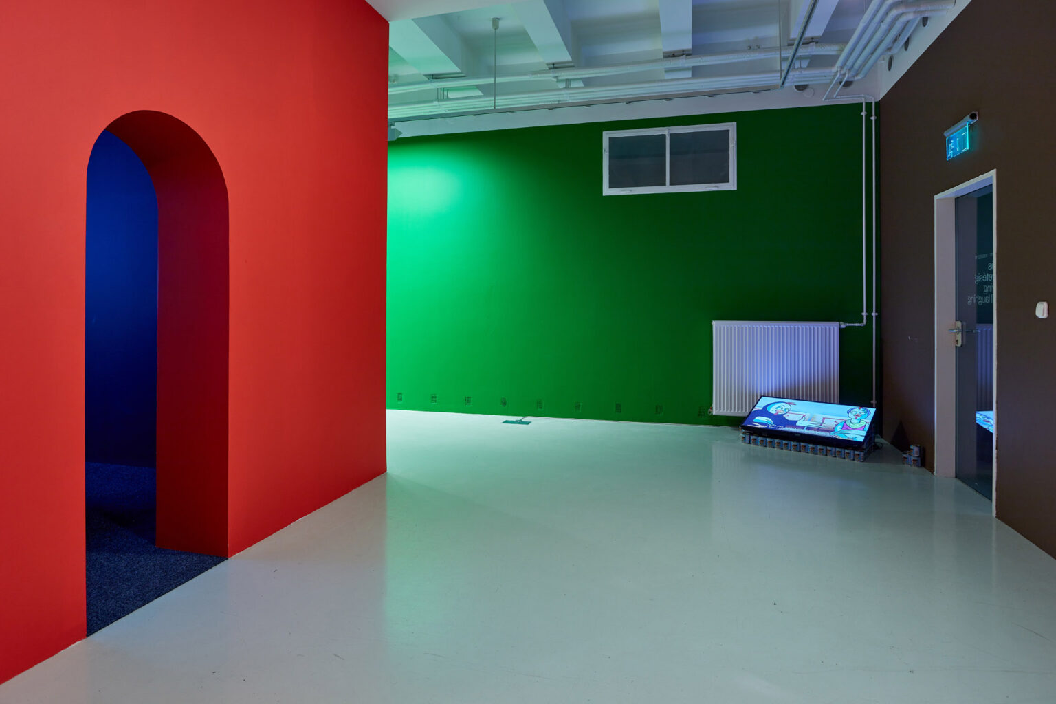 Crying until laughing/Sírás nevetésig at Trafó Gallery Art Viewer