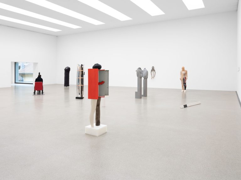 Alexandra bircken at kunsthaus biel : centre d’art bienne 24