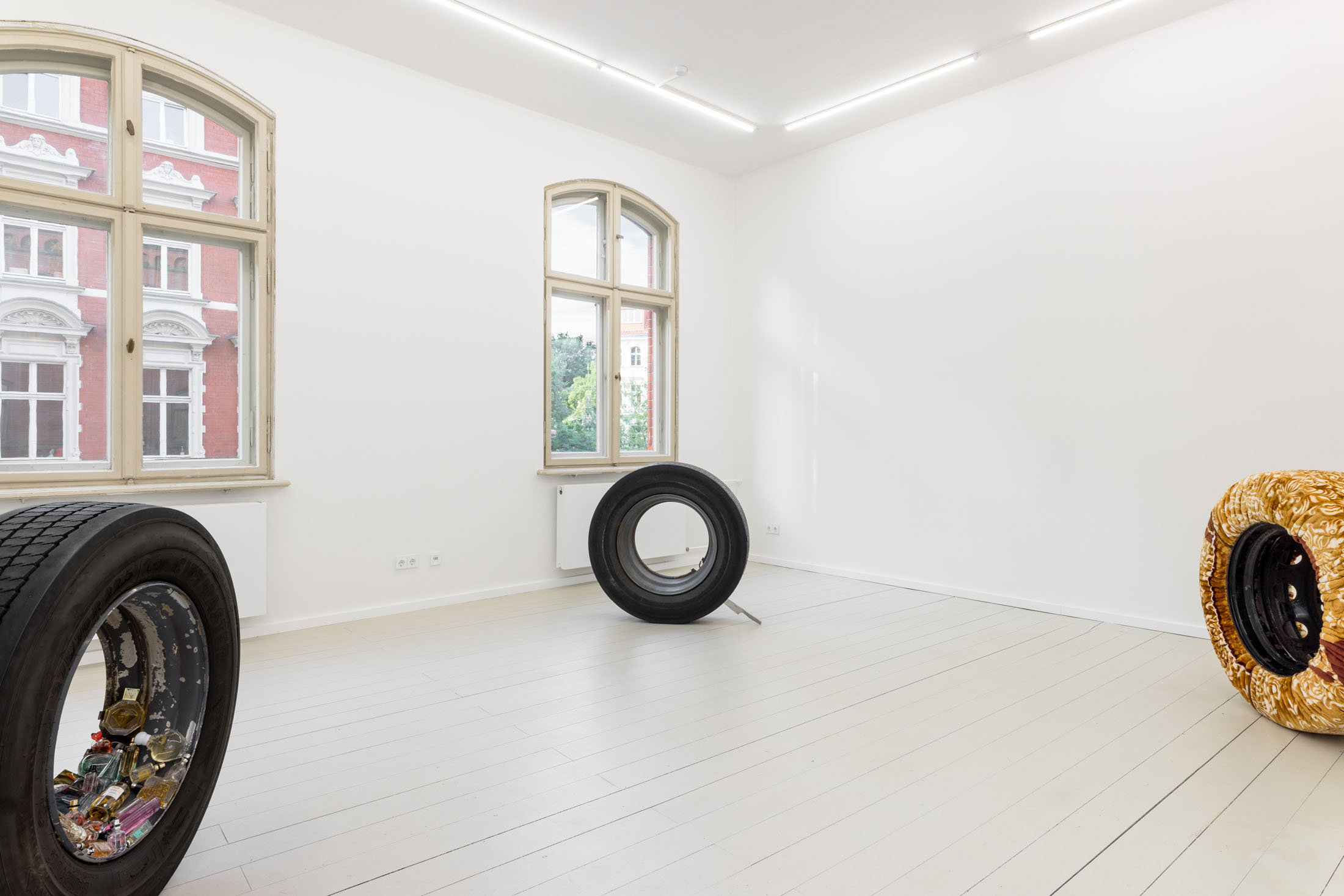 Dislocations—within reach at kunst raum mitte, berlin 13