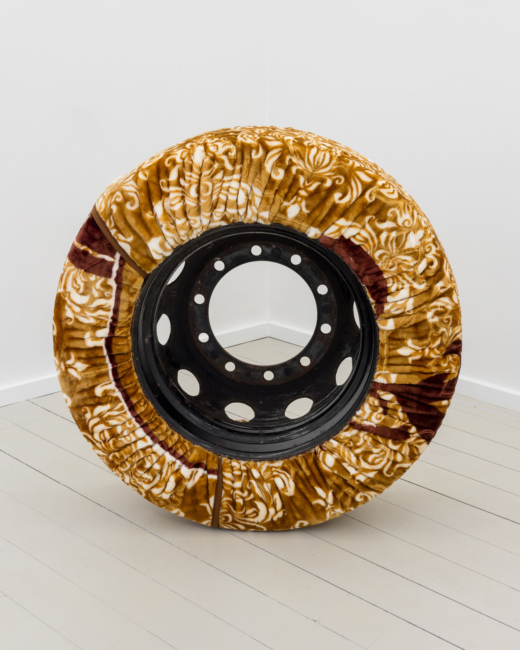 Dislocations—within reach at kunst raum mitte, berlin 16