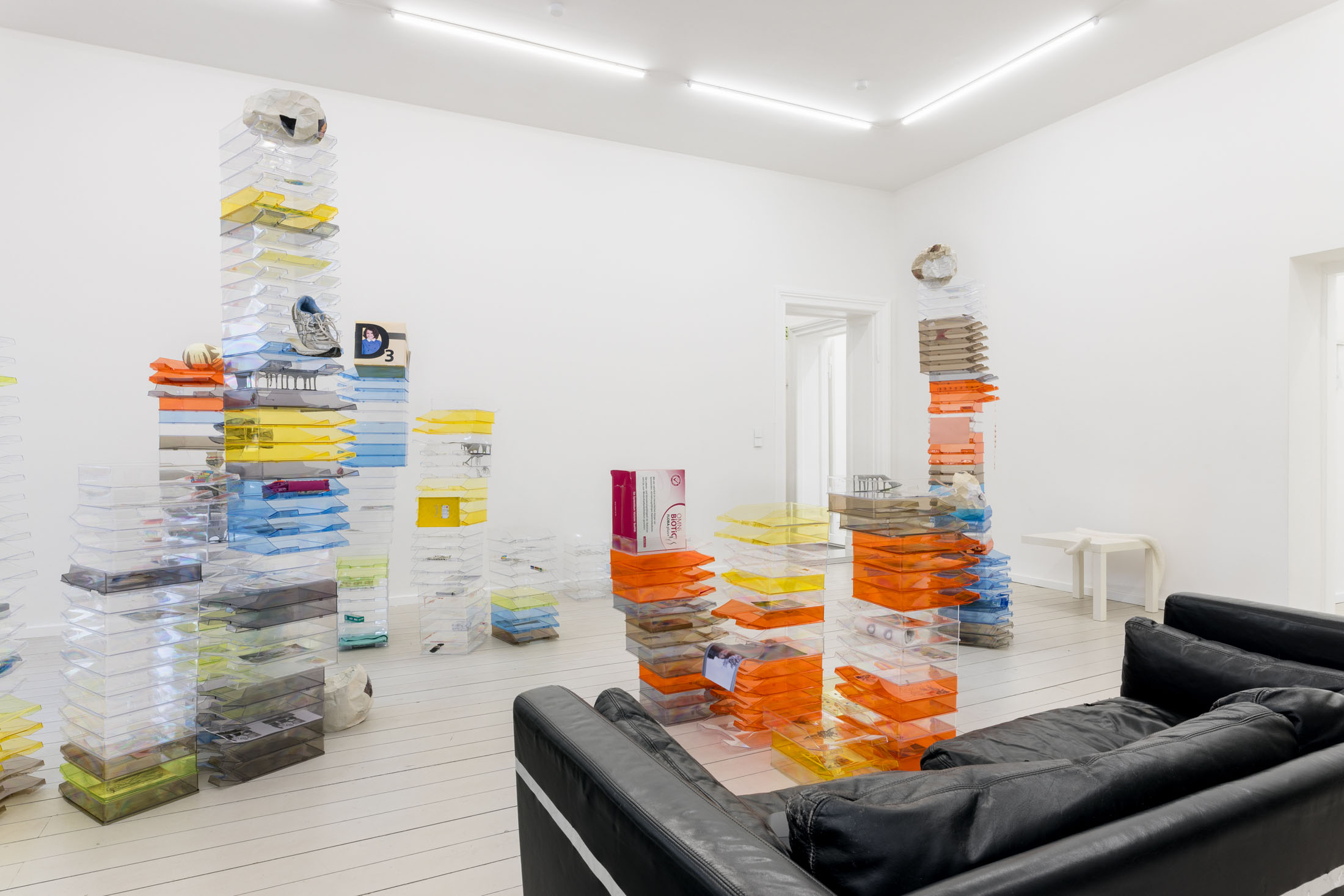 Dislocations—within reach at kunst raum mitte, berlin 4