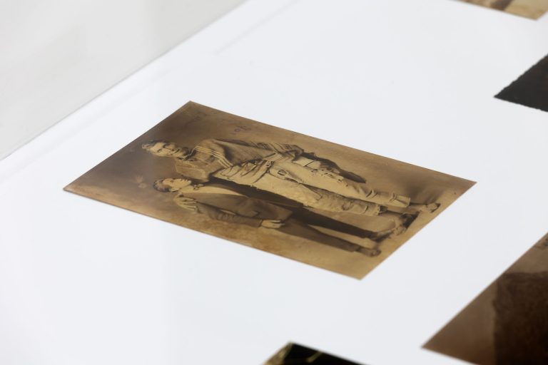 Postales at galería gato, lima 24