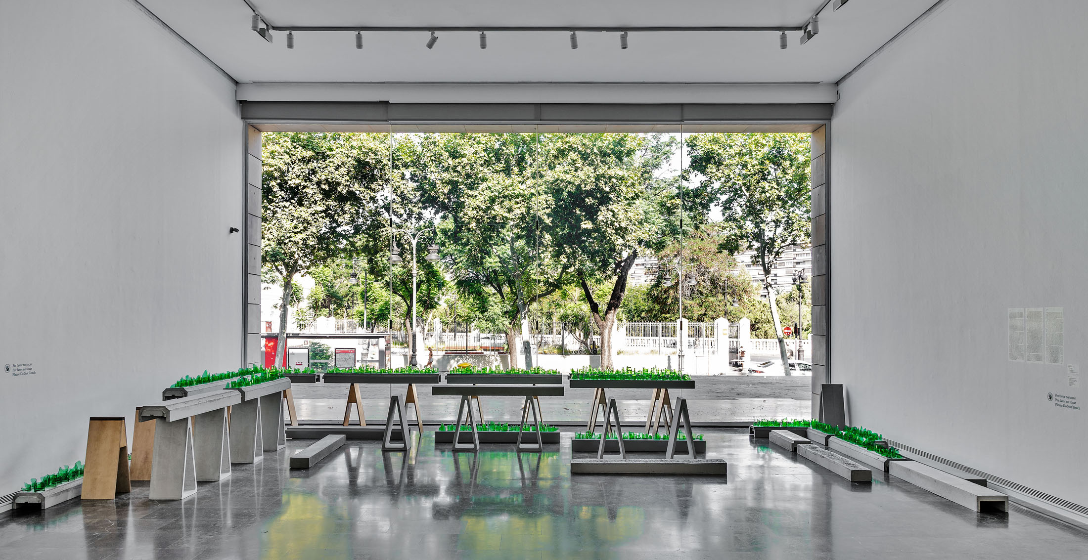 Scene ii. latencies at ivam, valencia 15