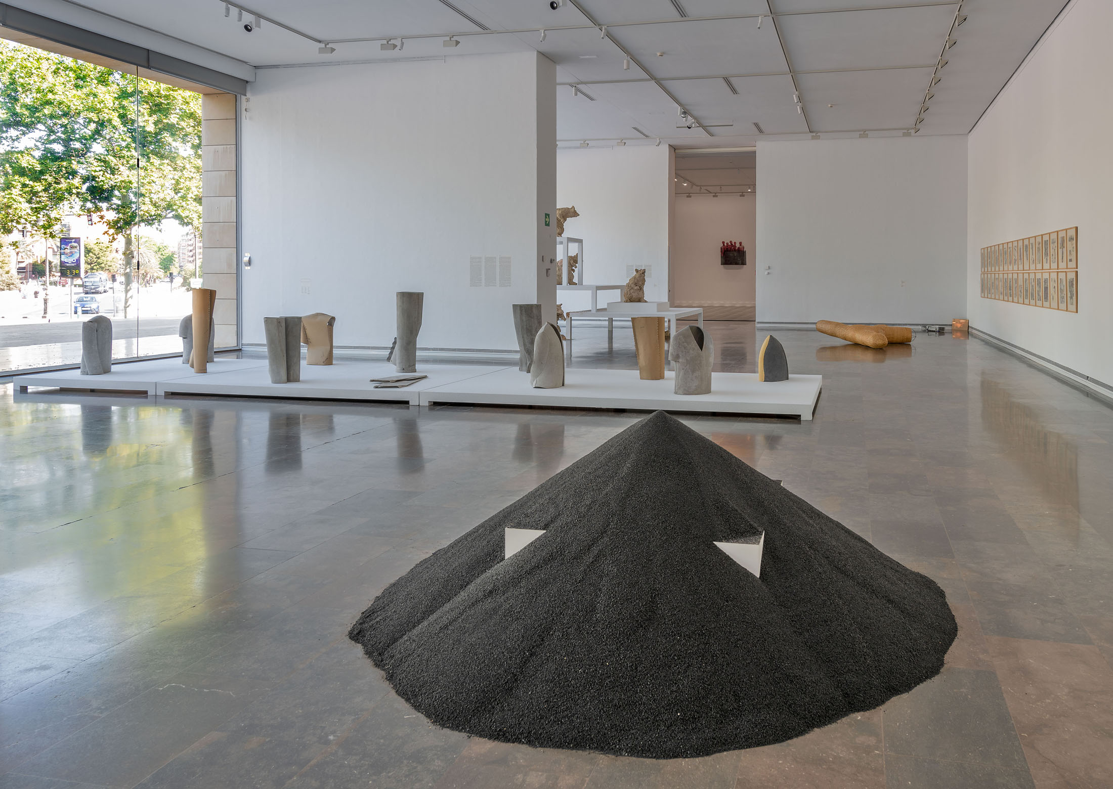 Scene ii. latencies at ivam, valencia 33