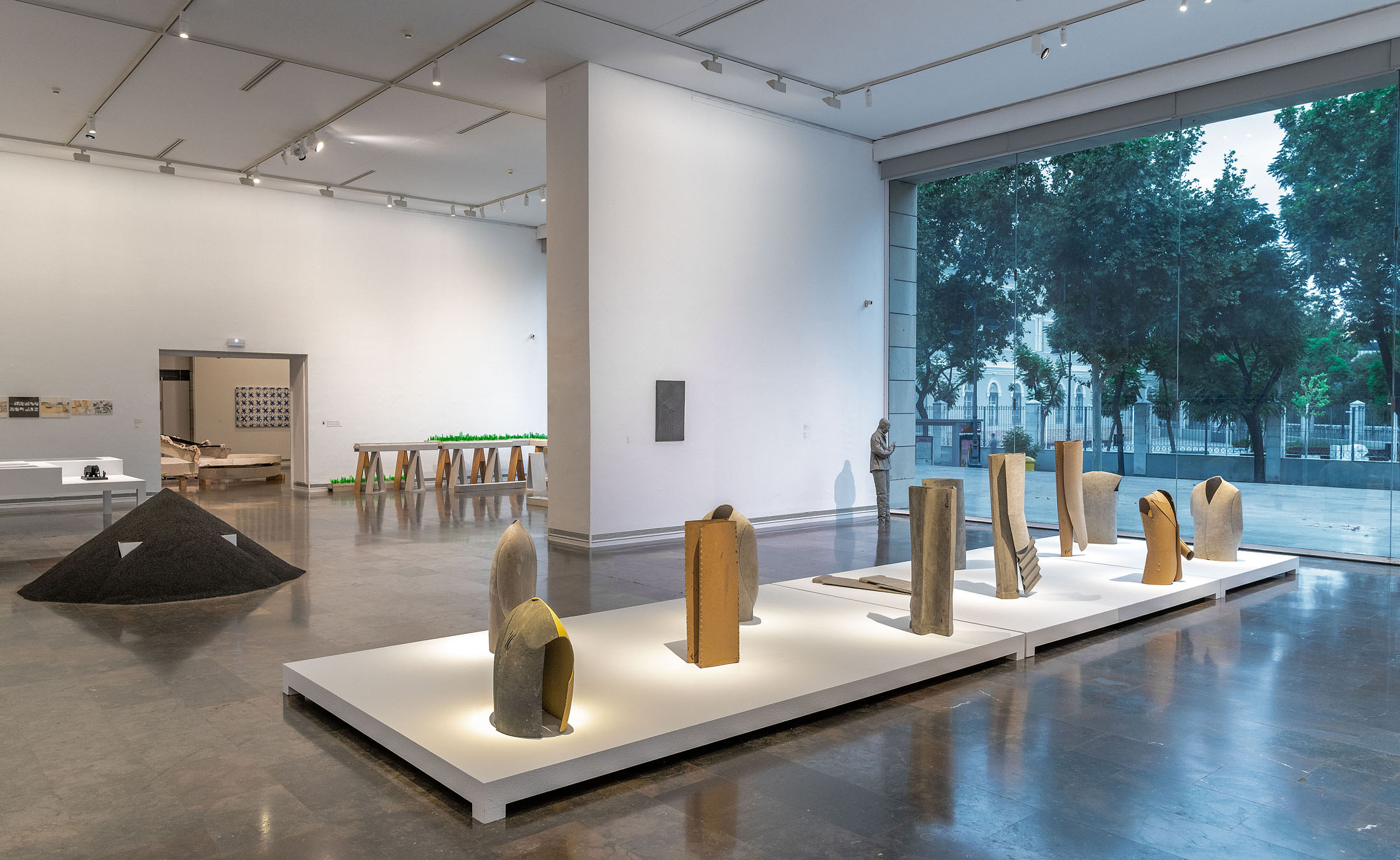 Scene ii. latencies at ivam, valencia 44