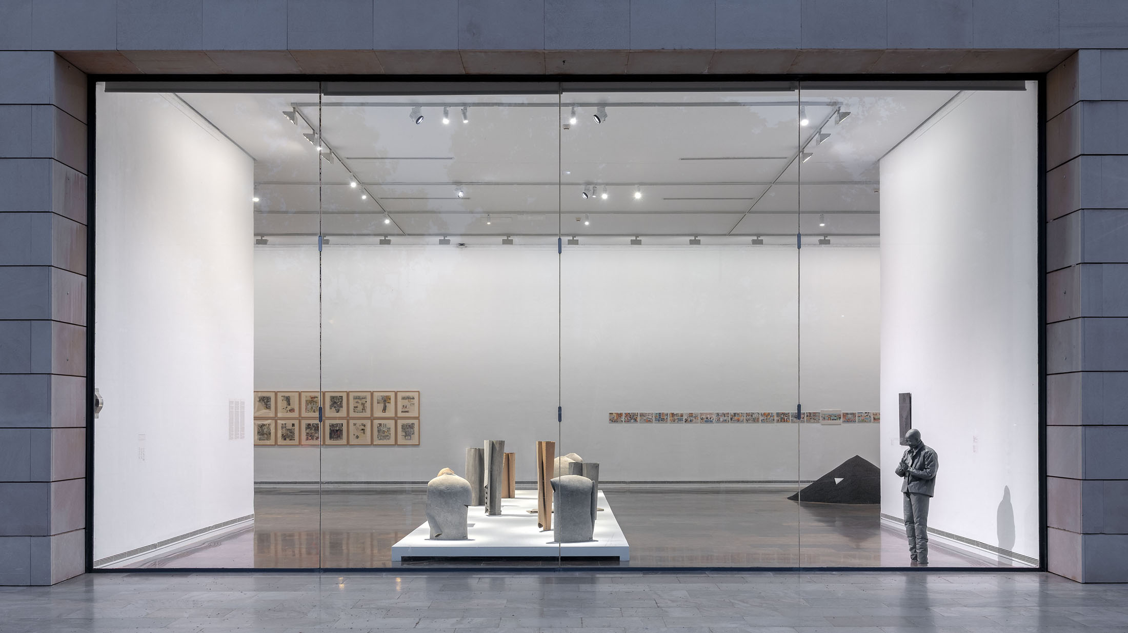 Scene ii. latencies at ivam, valencia 65