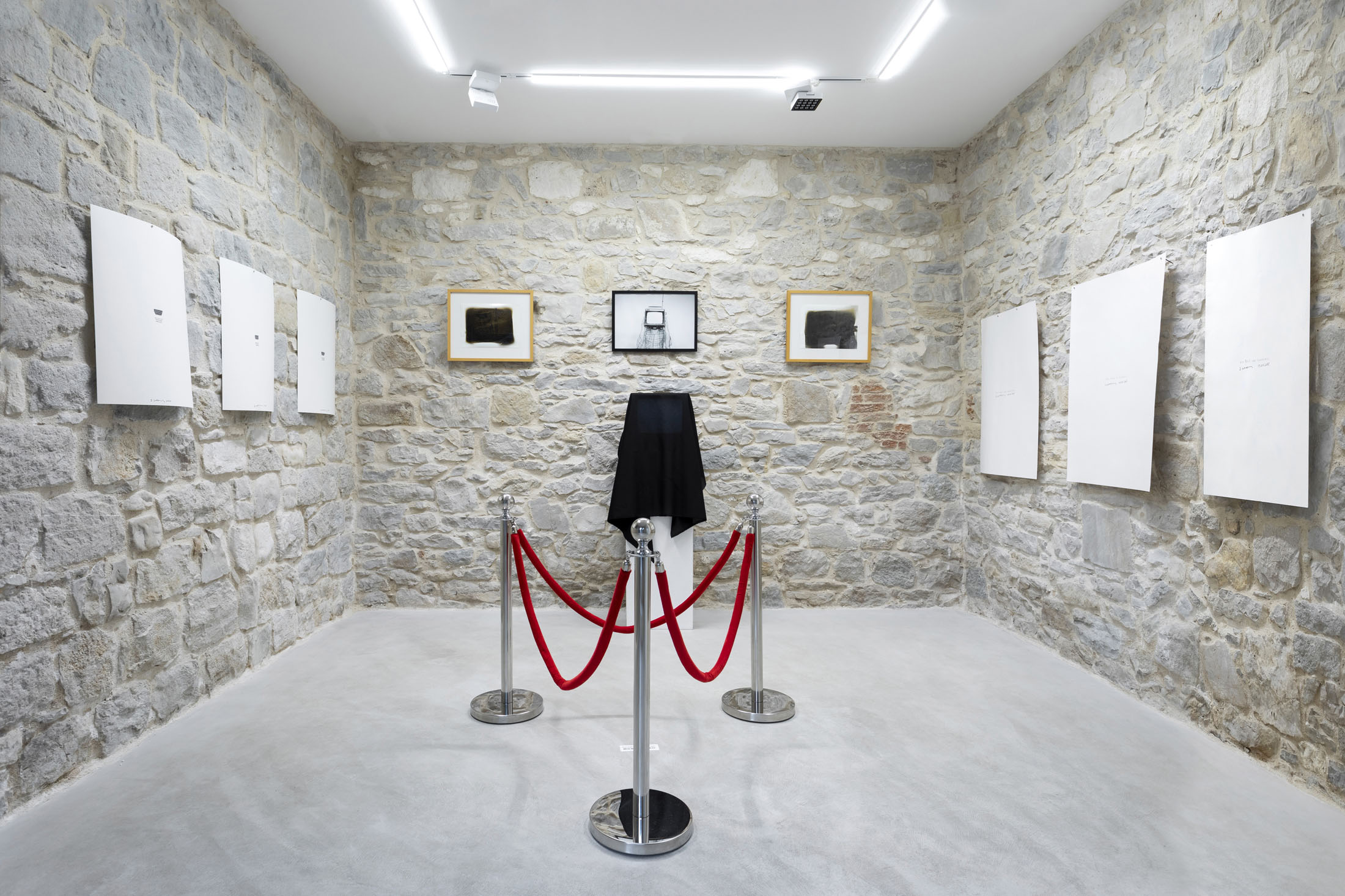 Dalibor martinis at galerija manuš, split 2