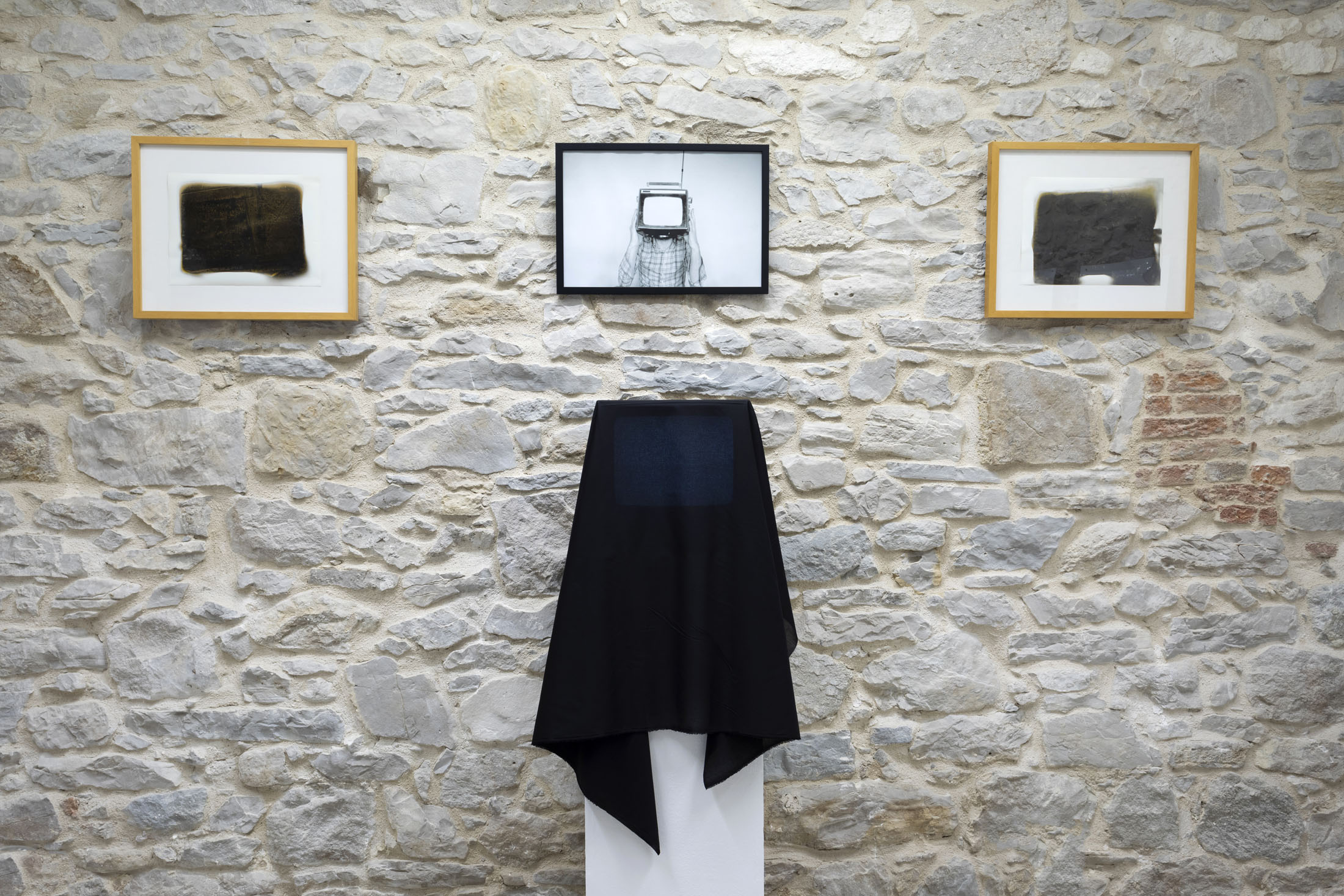 Dalibor martinis at galerija manuš, split 3