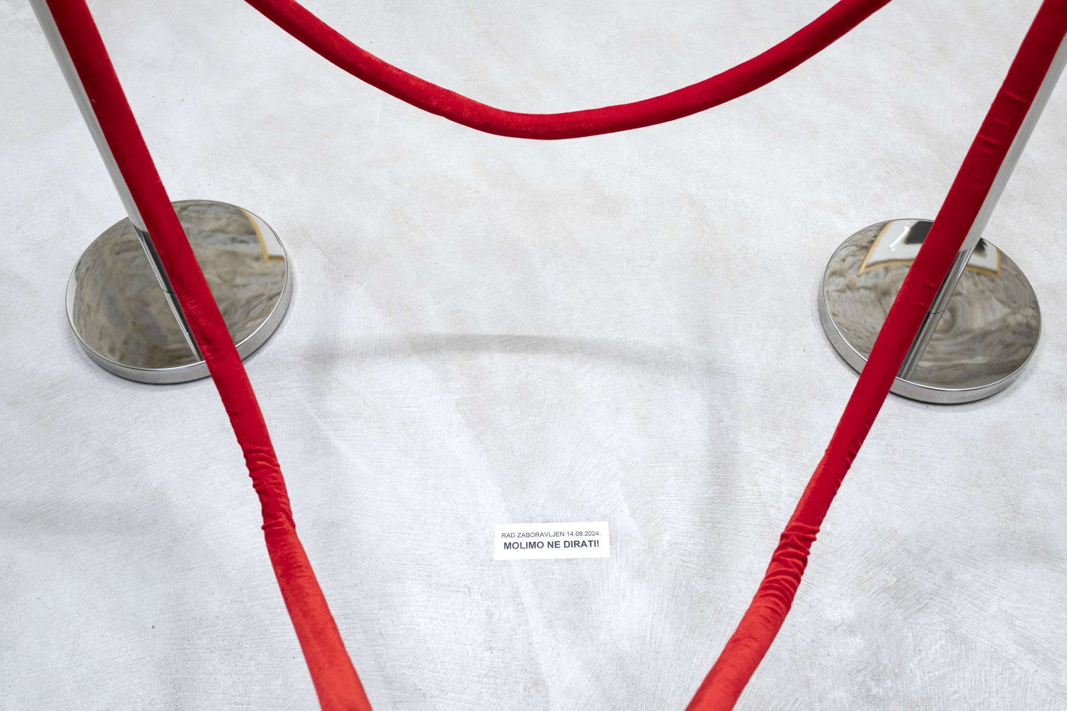 Dalibor martinis at galerija manuš, split 8