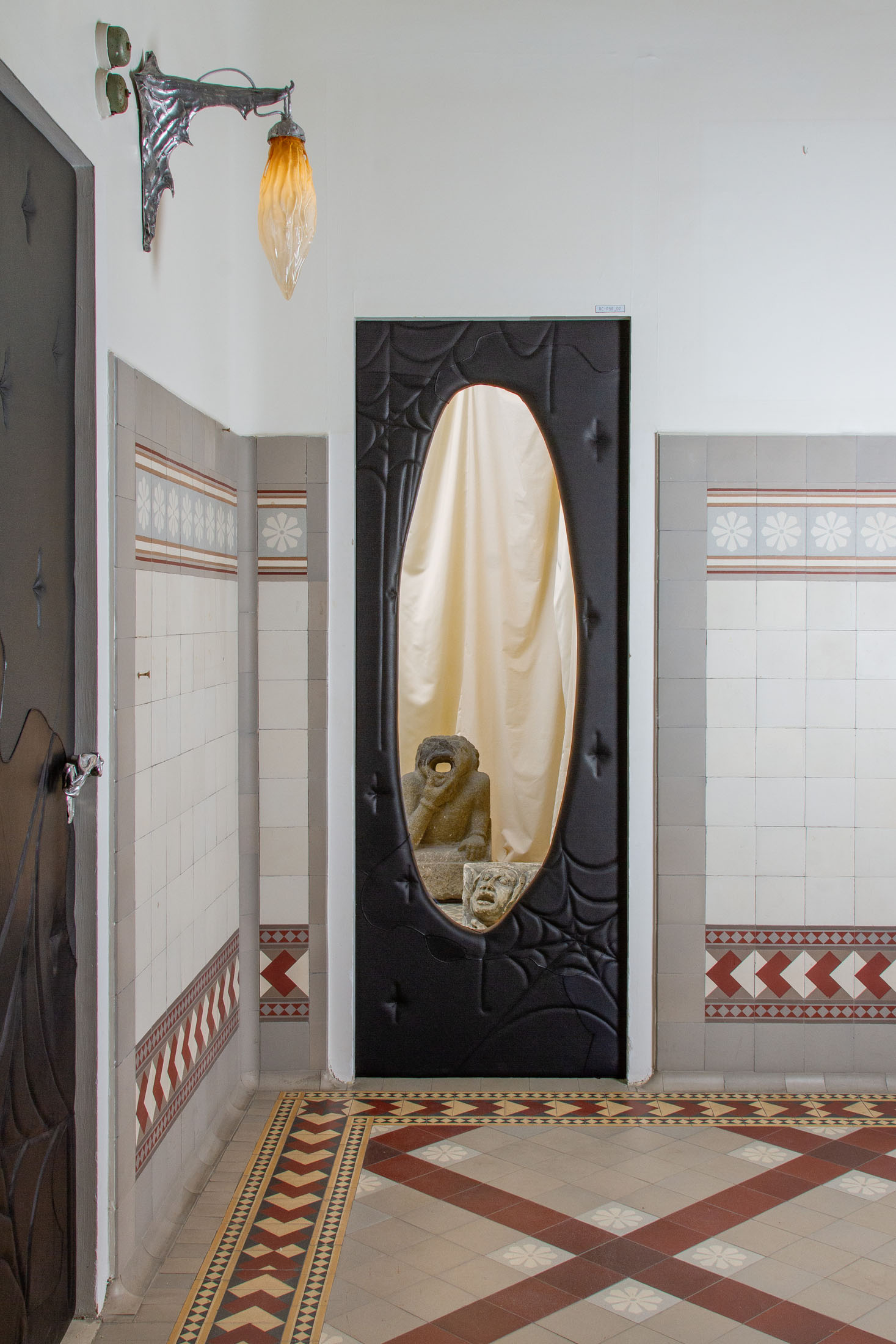 Jenna kaës at dispensaire jean v, musée dobrée, nantes 30