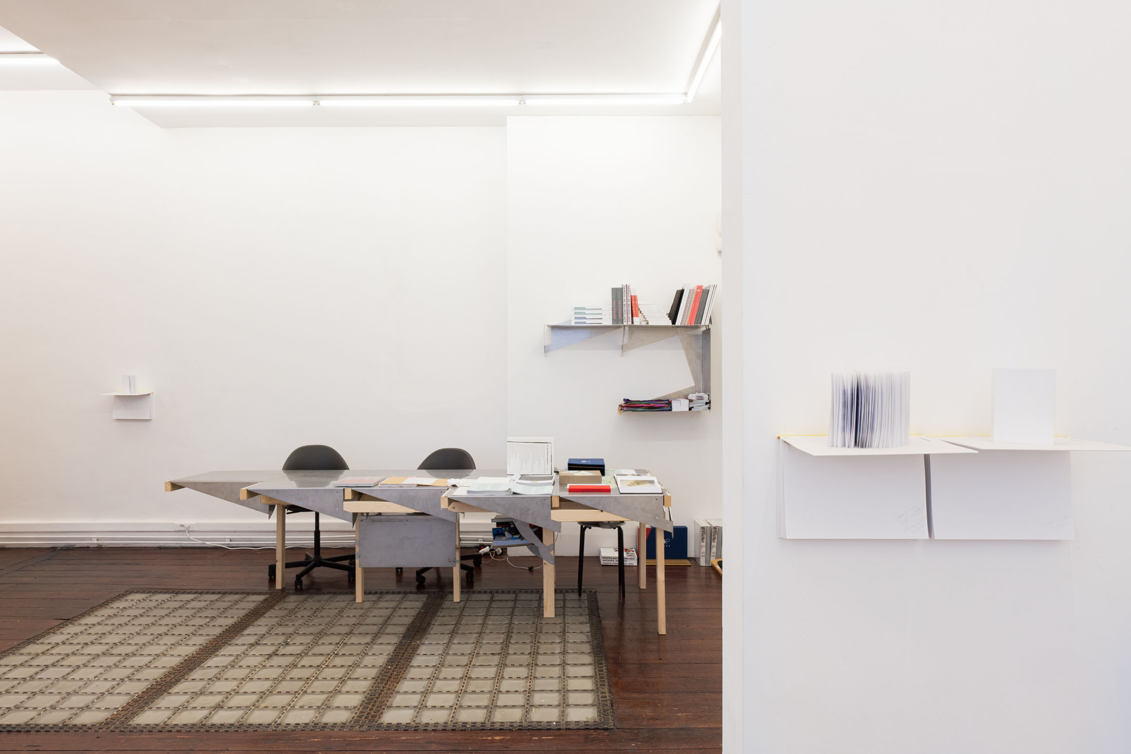 Wit boek at fred & ferry, antwerp 36