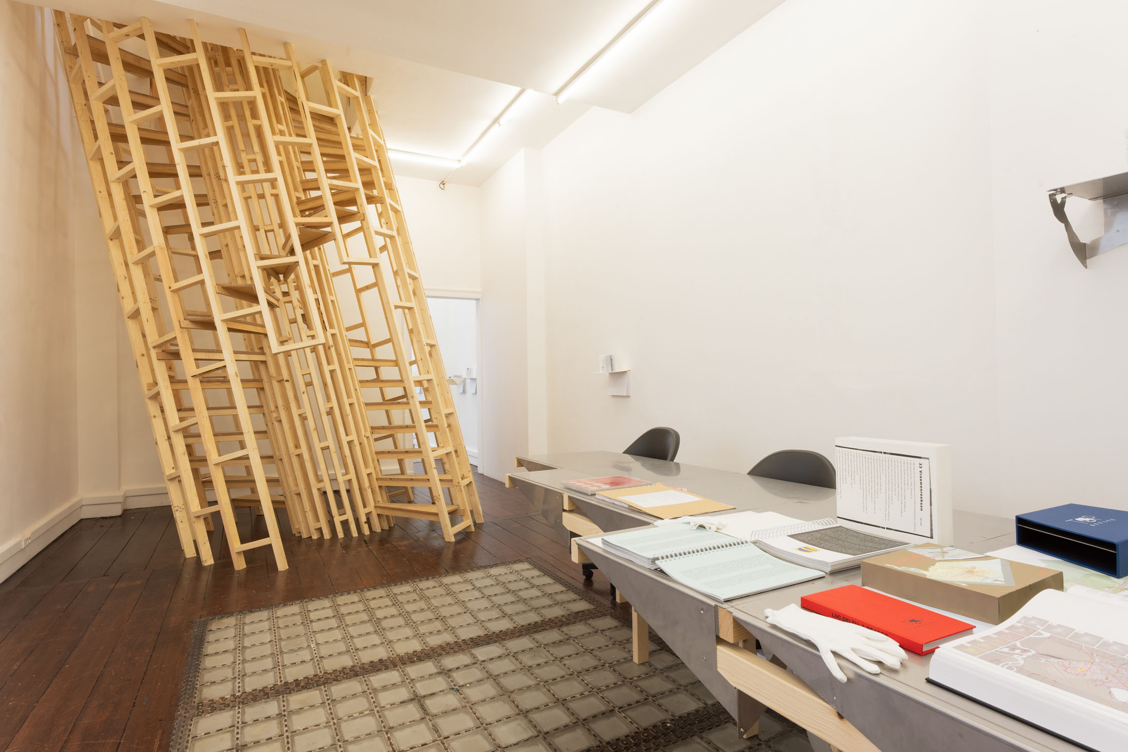 Wit boek at fred & ferry, antwerp 37