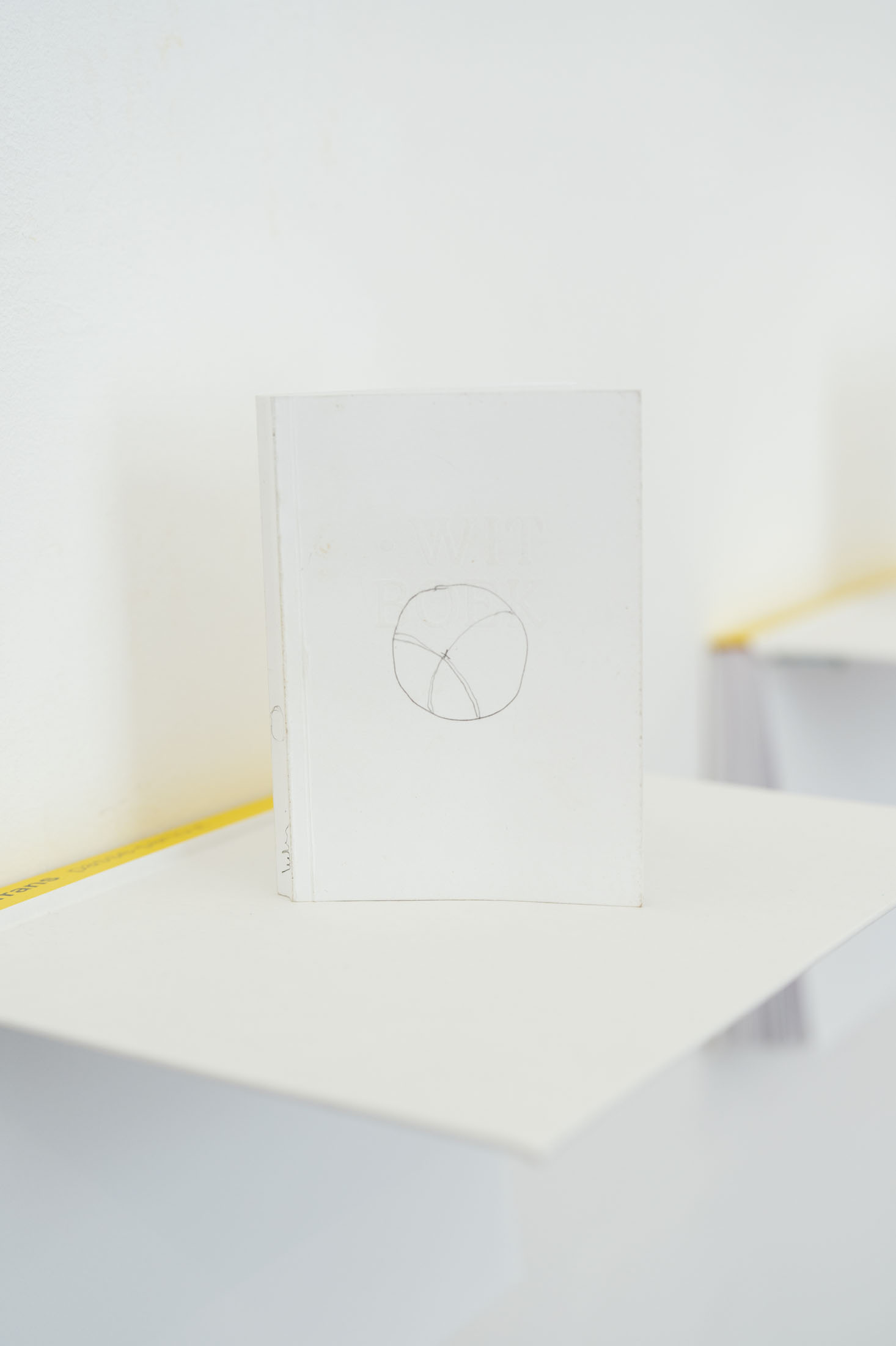 Wit boek at fred & ferry, antwerp 4