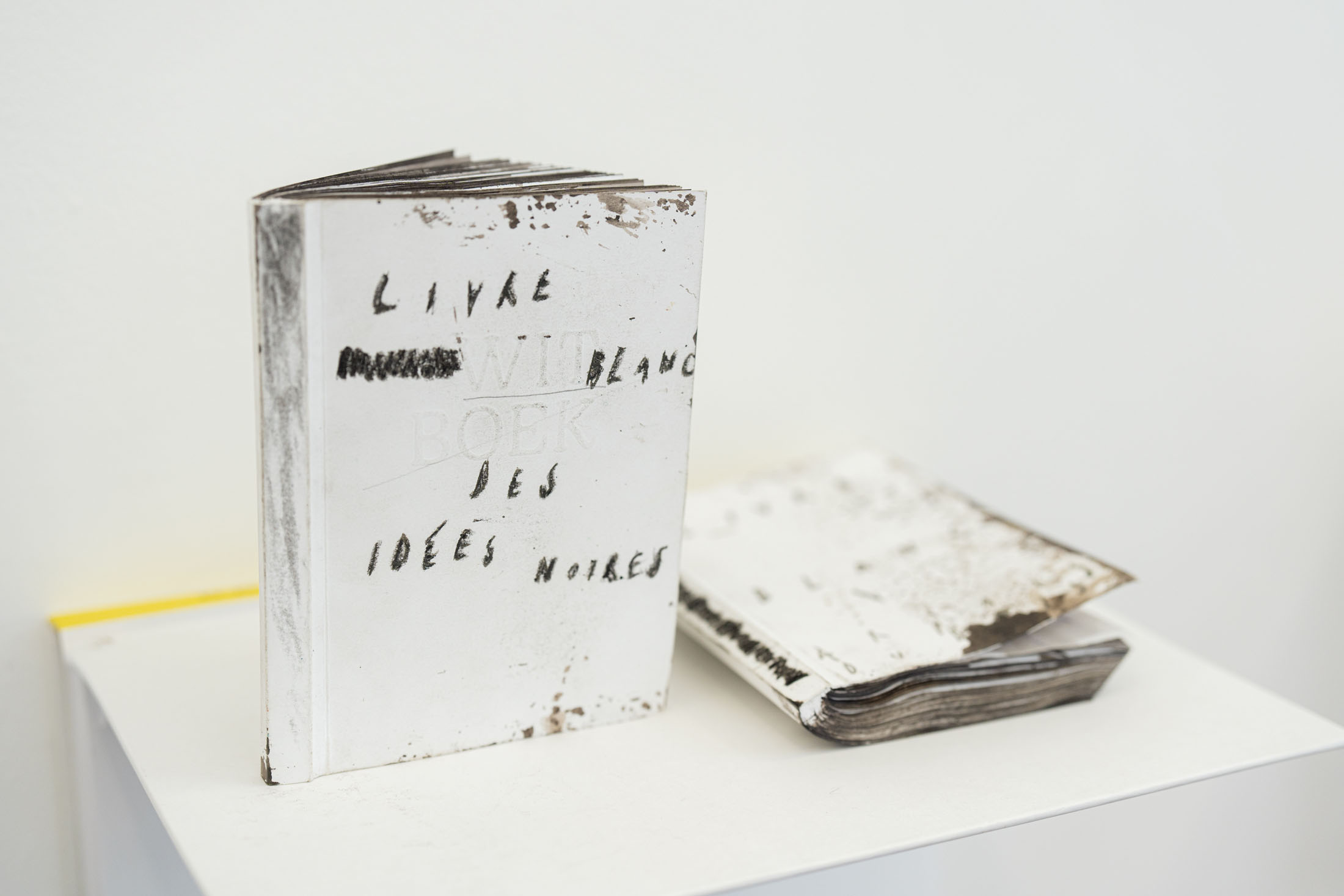 Wit boek at fred & ferry, antwerp 5