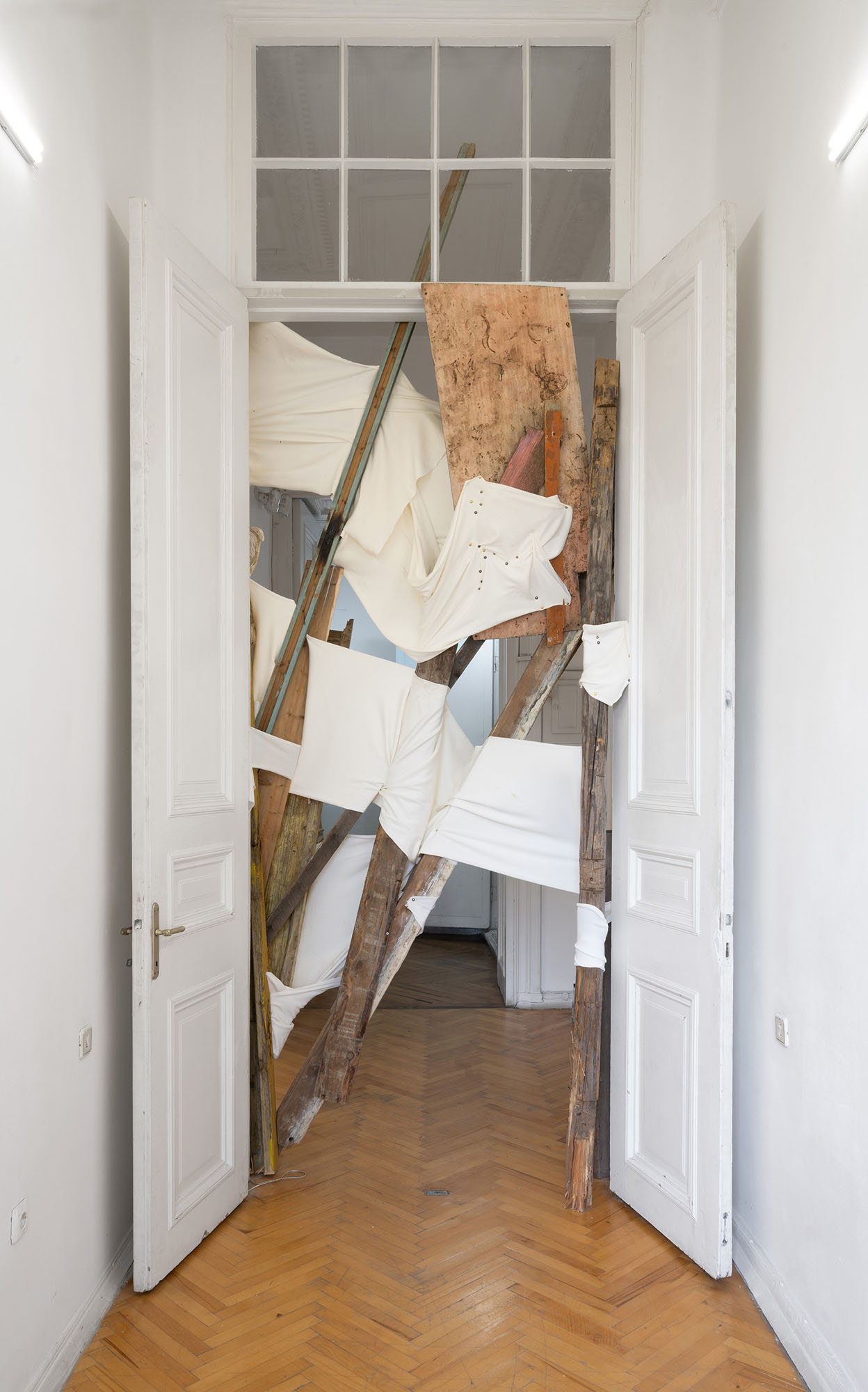 Ana gzirishvili at gallery artbeat, tbilisi 3