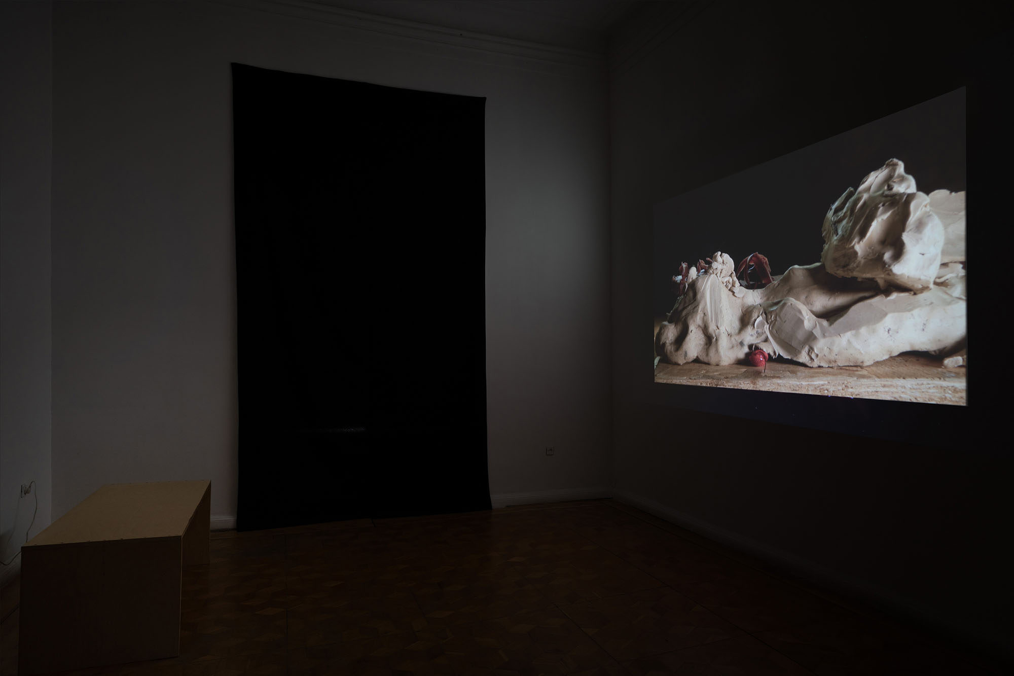 Ana gzirishvili at gallery artbeat, tbilisi 9