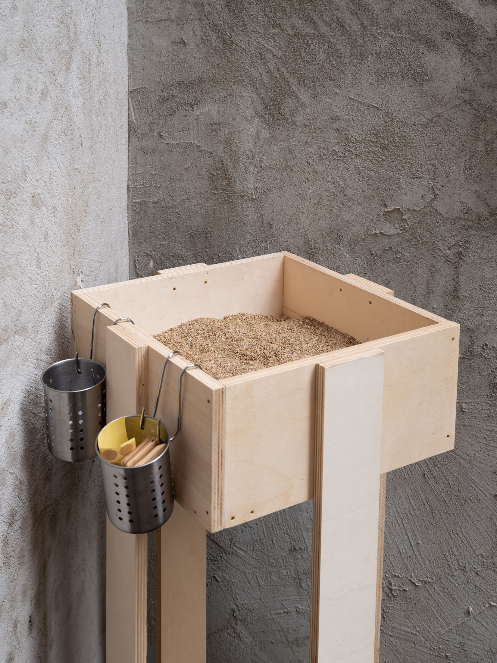 Basement art assembly biennial, issue 00 at basement roma 10