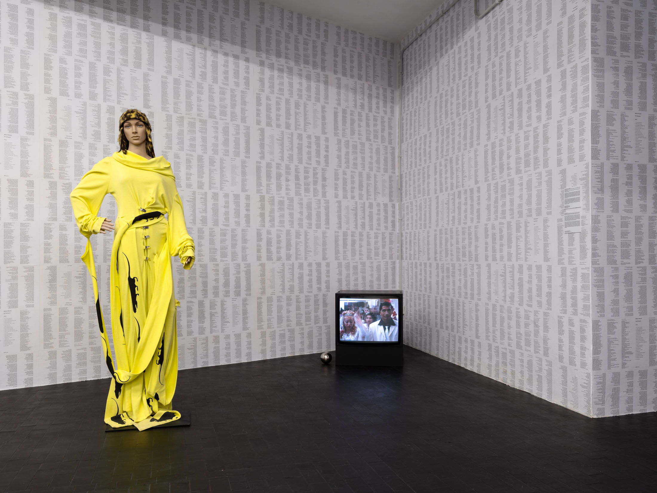 Basement art assembly biennial, issue 00 at basement roma 89