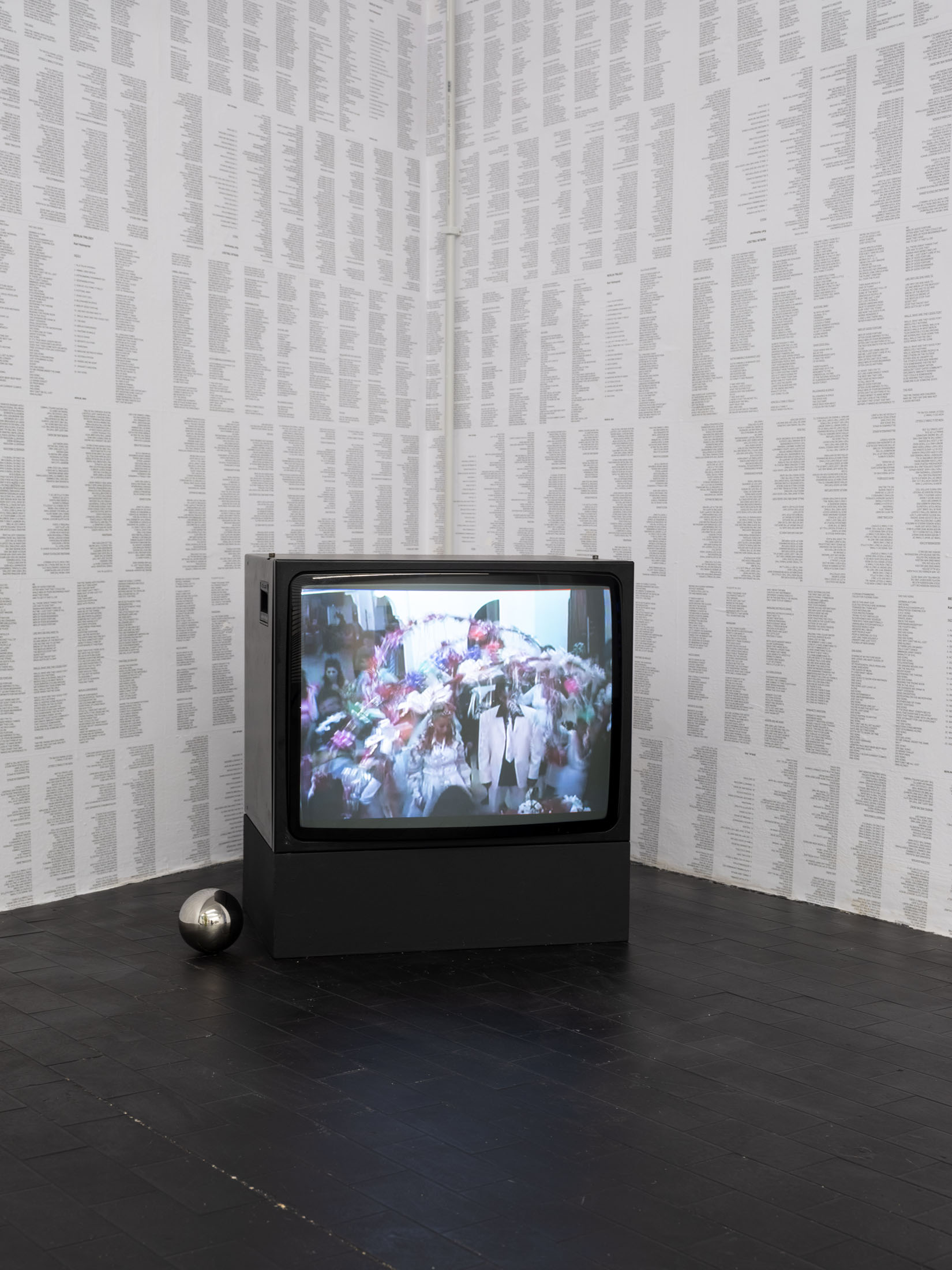 Basement art assembly biennial, issue 00 at basement roma 91