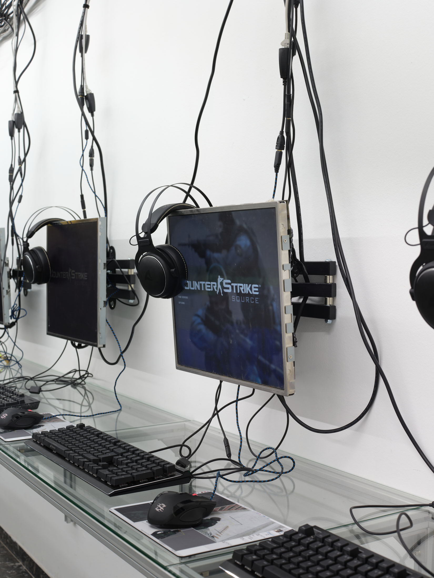 Brennan wojtyla at tick tack, antwerp 17