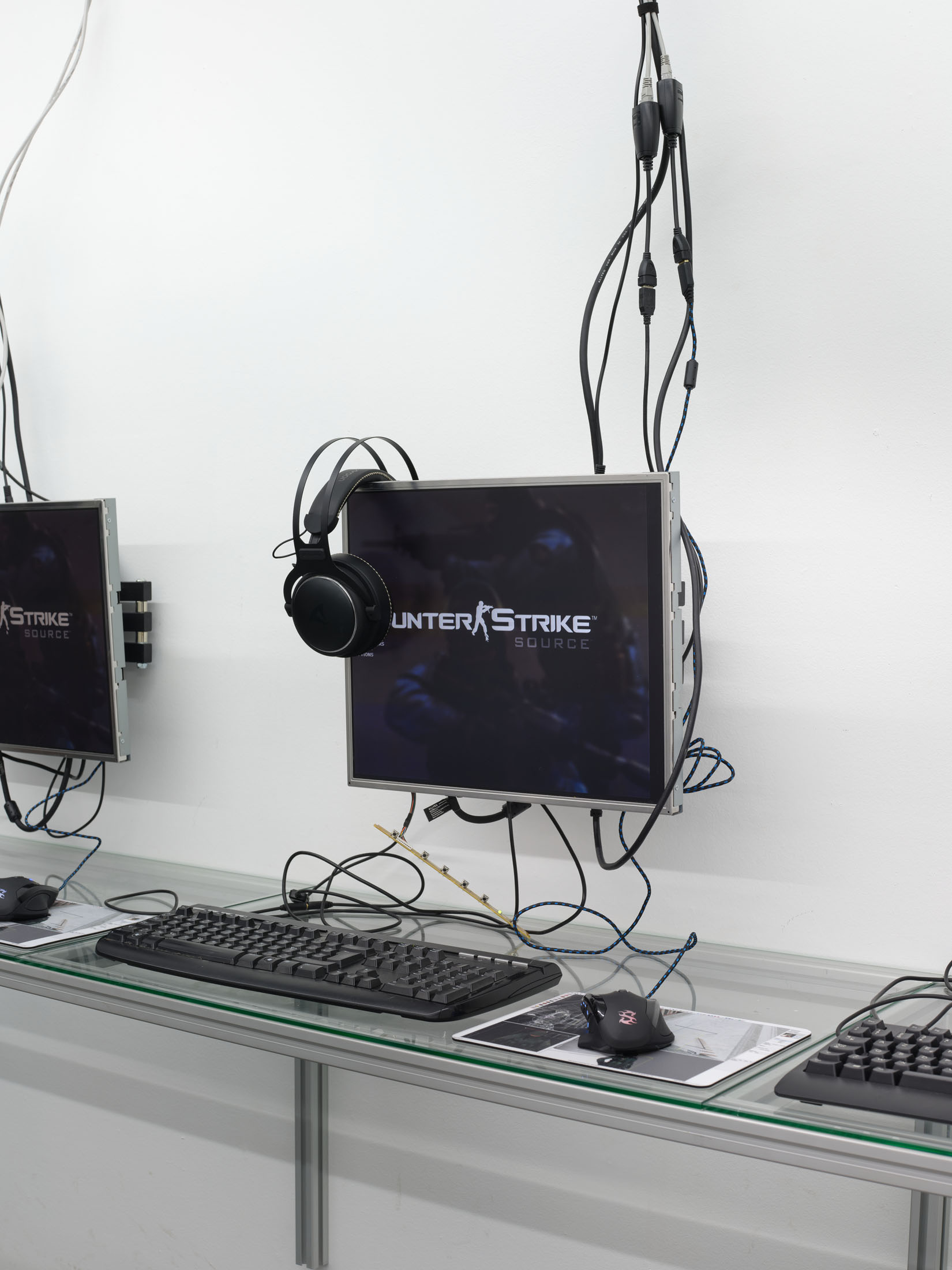 Brennan wojtyla at tick tack, antwerp 18