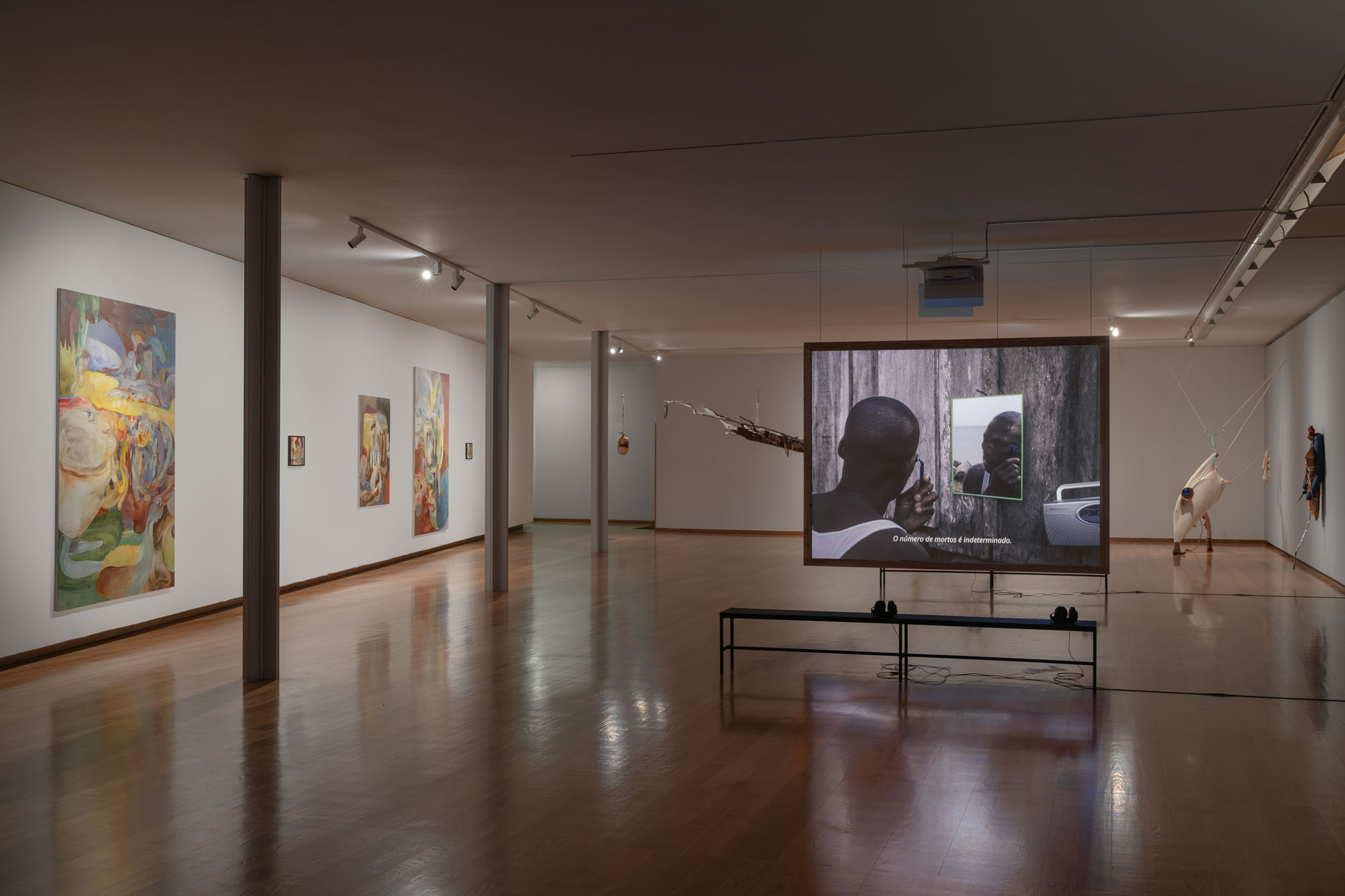 Lucid reverie – panorama of portuguese contemporary art at galeria municipal do porto 7