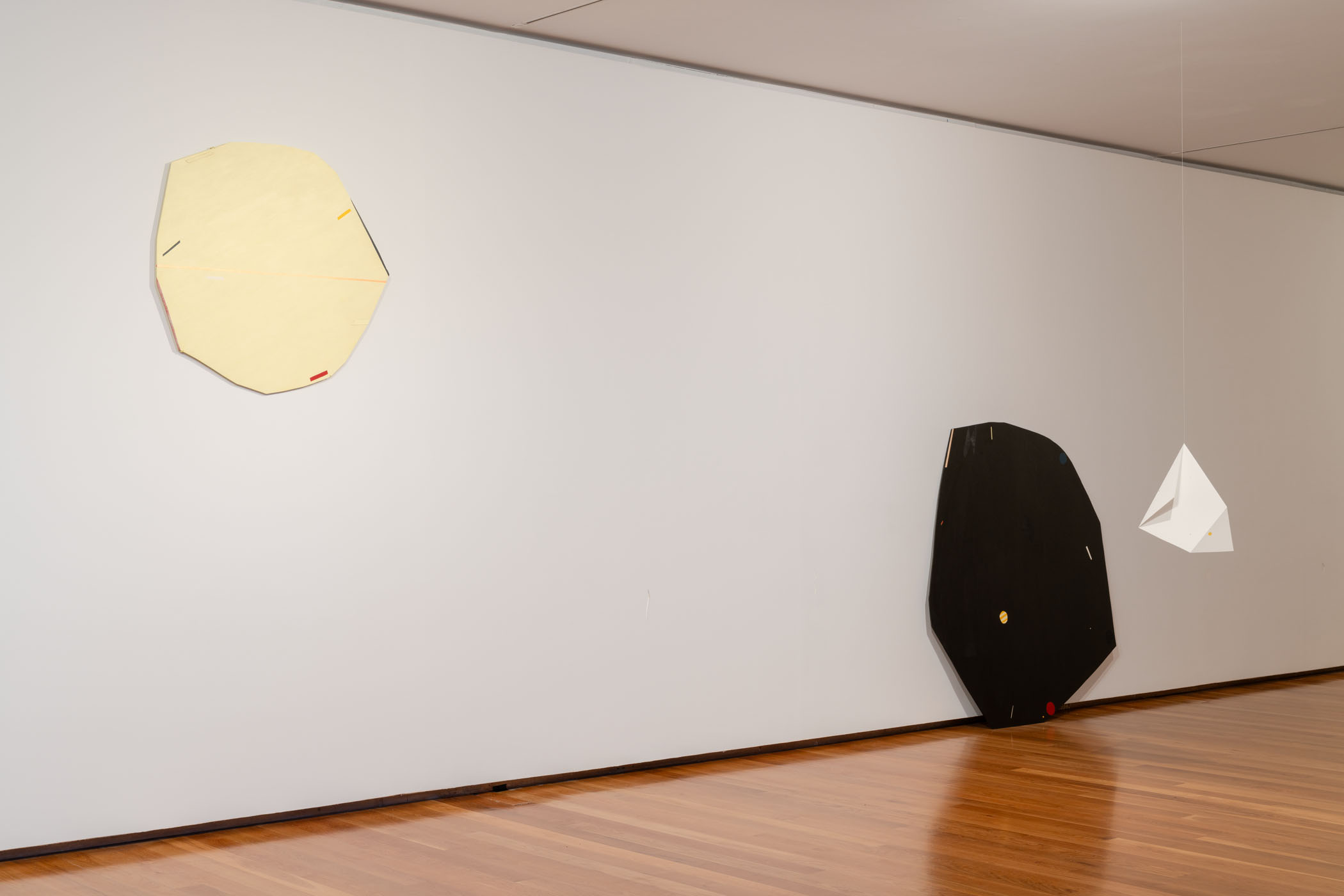 Lucid reverie – panorama of portuguese contemporary art at galeria municipal do porto 77