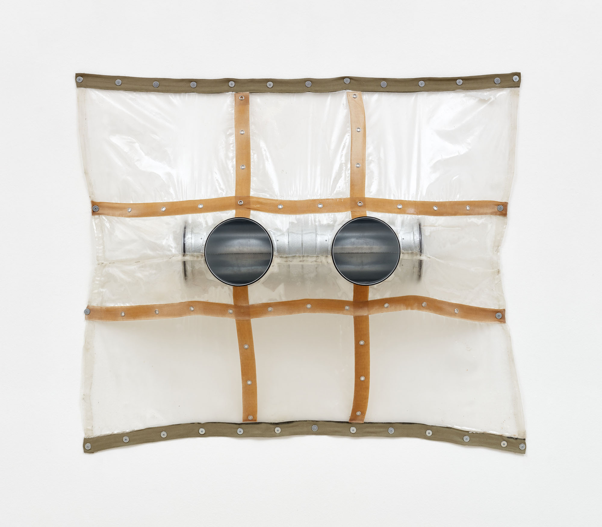 P420, bologna, installation view, art basel paris 2025 5