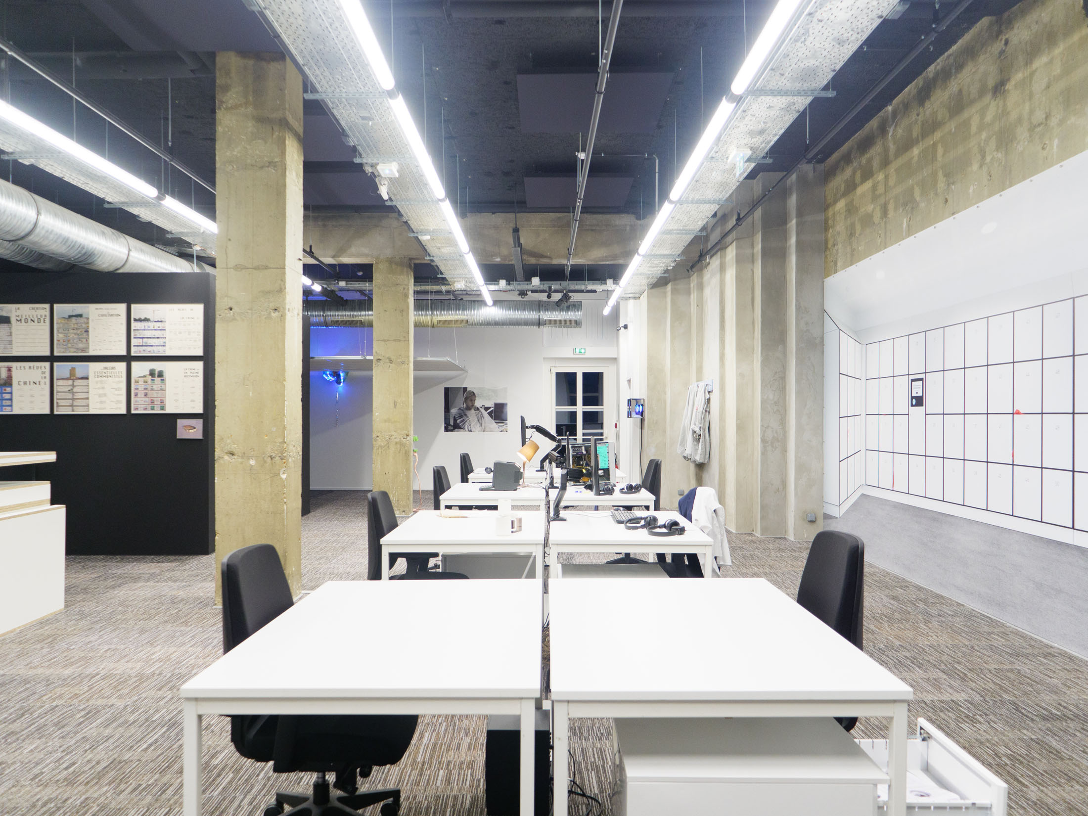 Bullshit job at centre wallonie bruxelles, paris 2