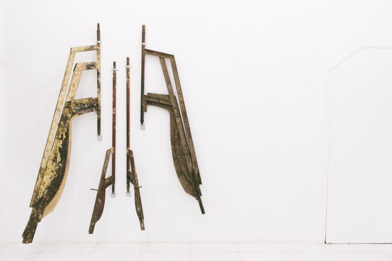 Holding breath a dying poem. (act v) at fluent, santander 5