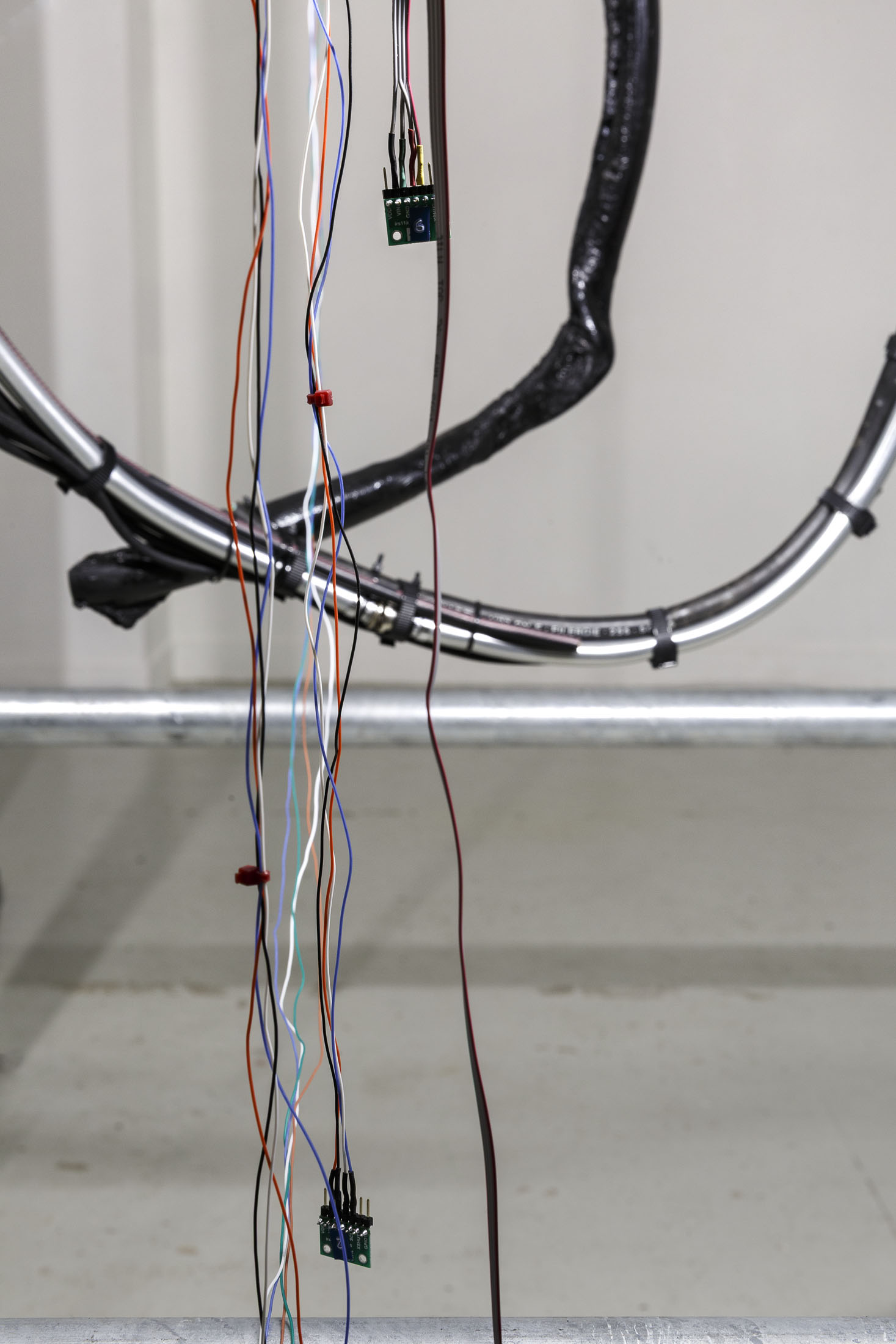 Adèle & emma leseigneur leullier at les bains douches, alençon 11