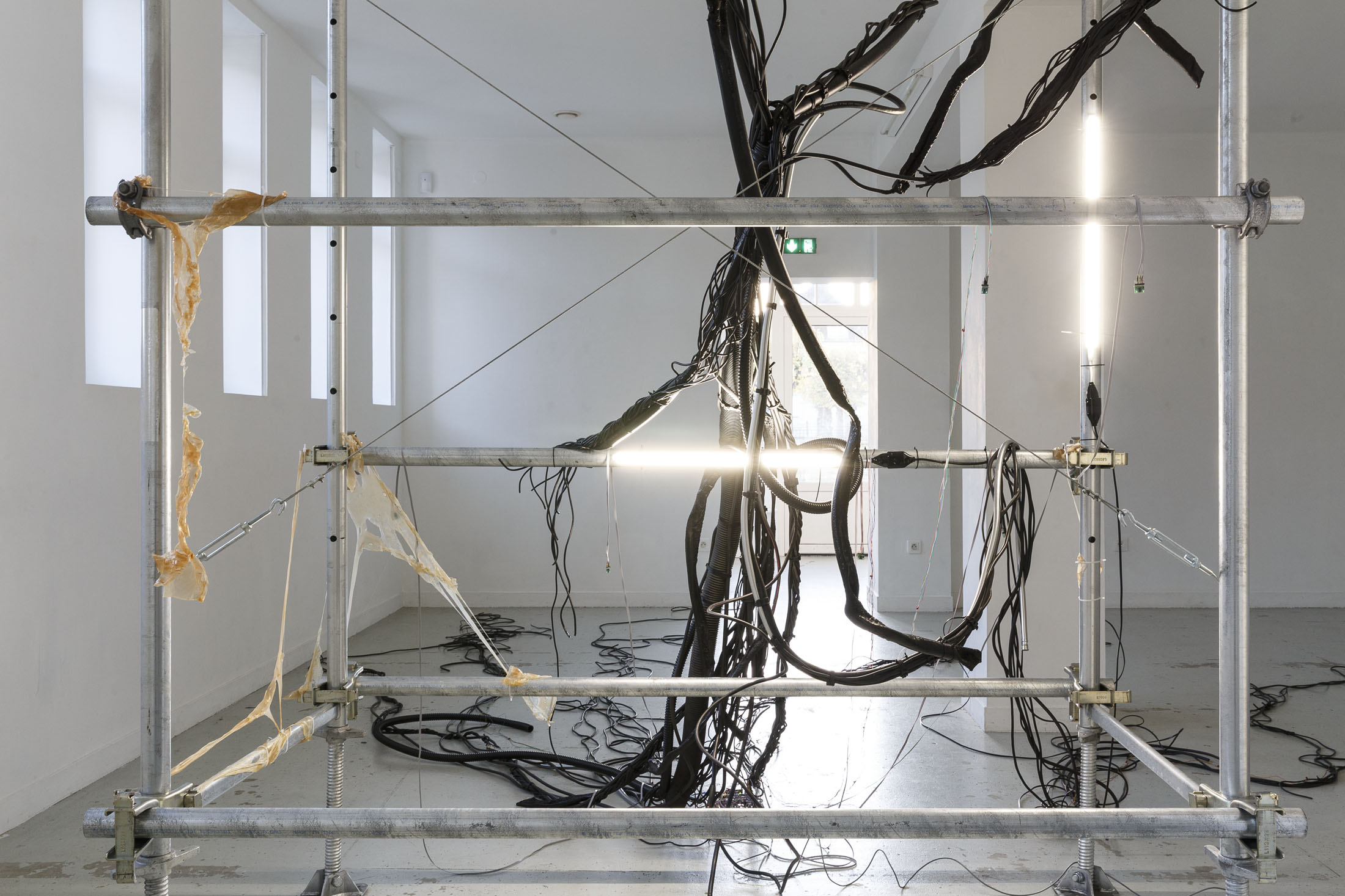 Adèle & emma leseigneur leullier at les bains douches, alençon 14