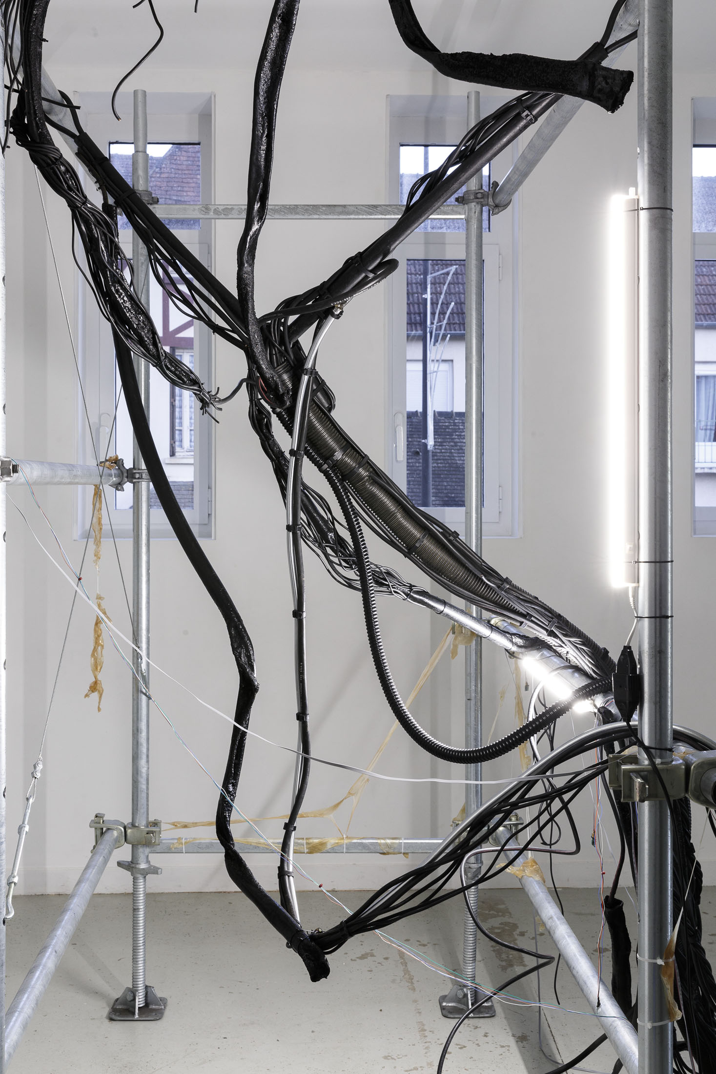 Adèle & emma leseigneur leullier at les bains douches, alençon 8