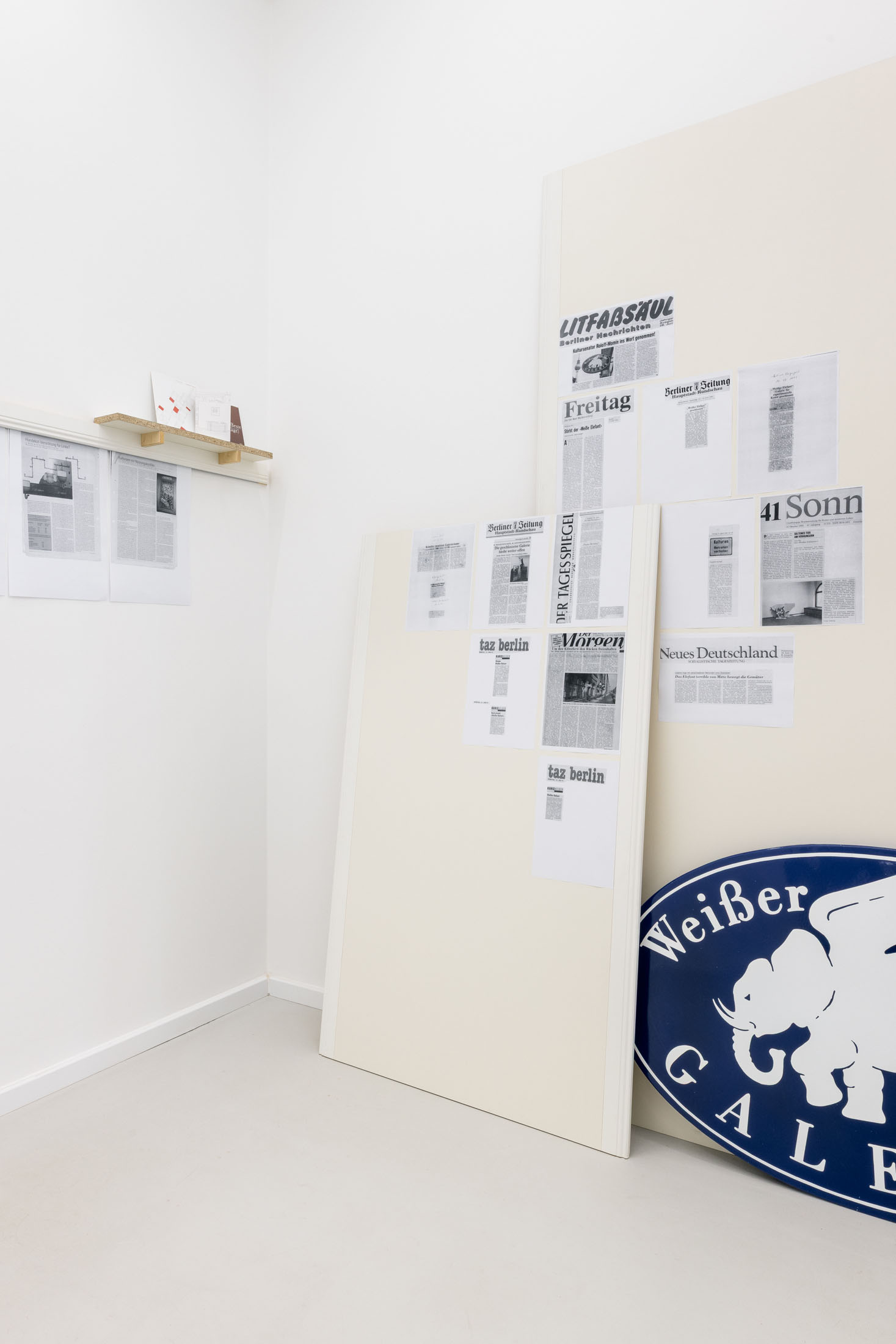 Dislocations—on the spot at kunst raum mitte, berlin 2