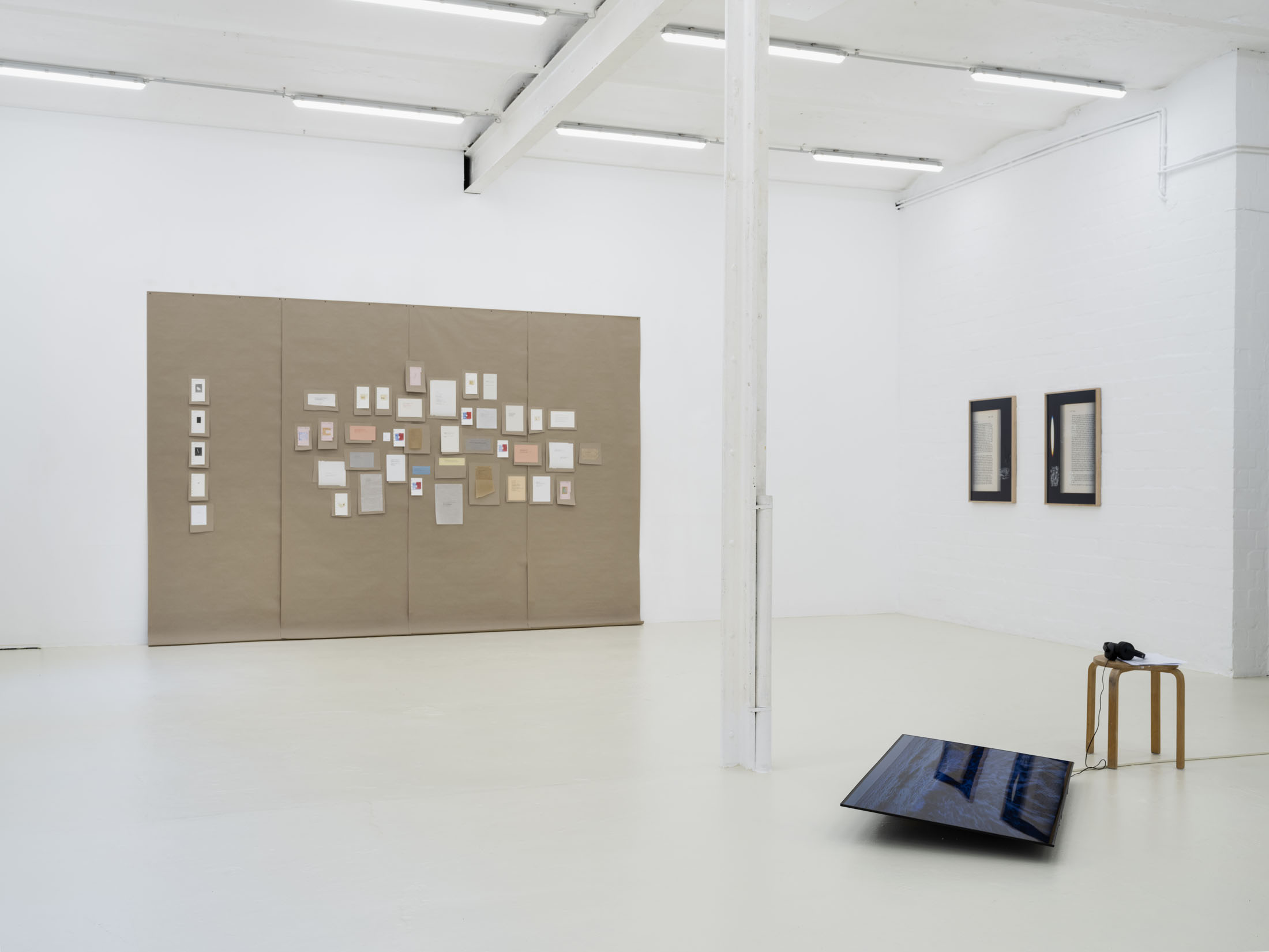 Ausstellung in der halle fuer kunst