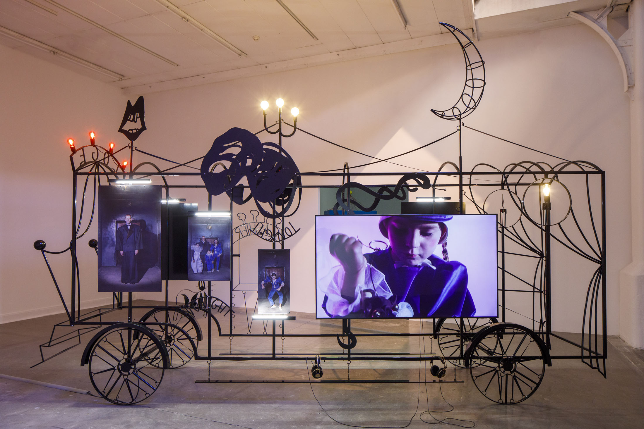 Julie béna at magasin cnac, grenoble 9