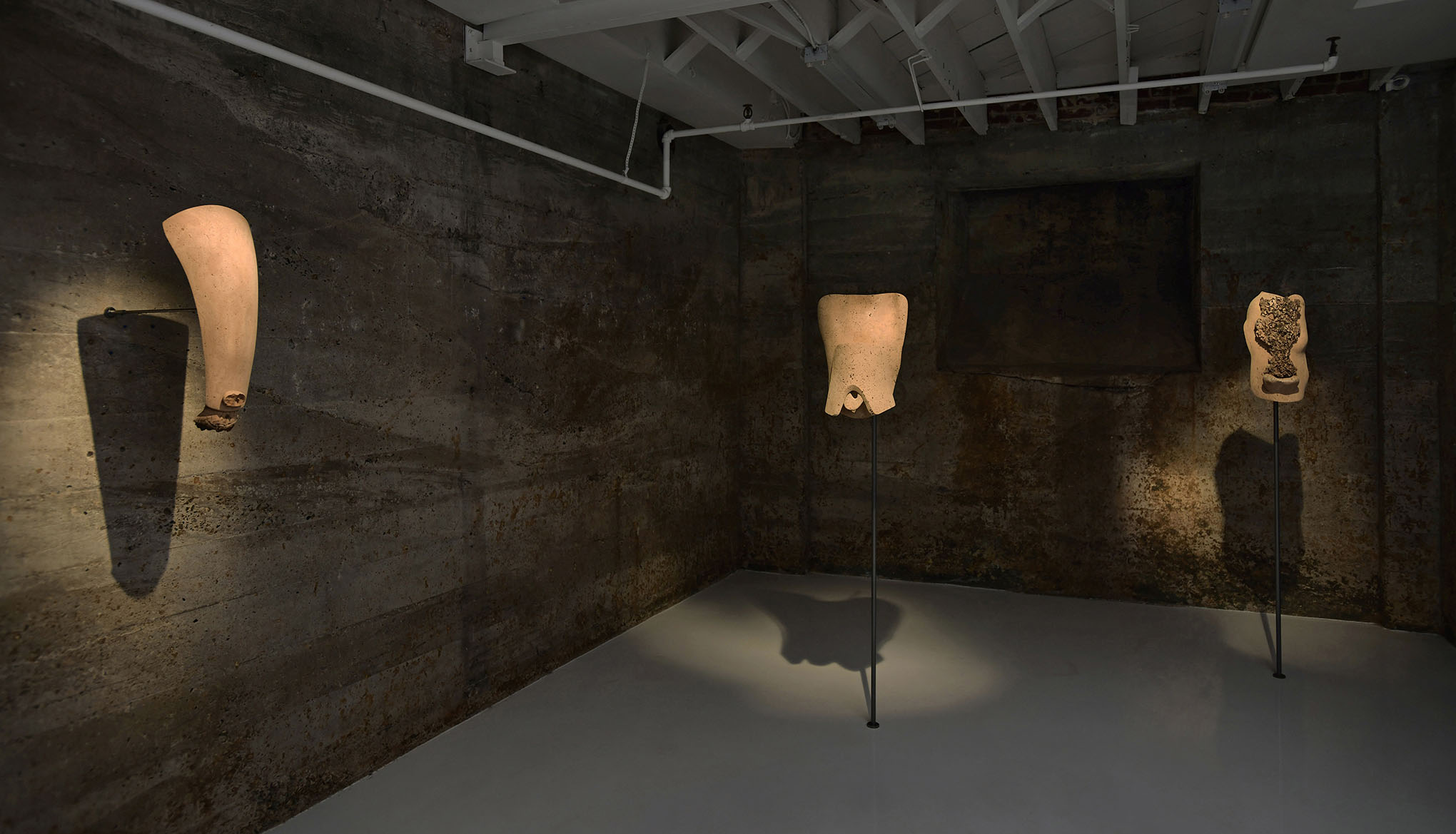 Lui shtini at tops gallery, memphis 2