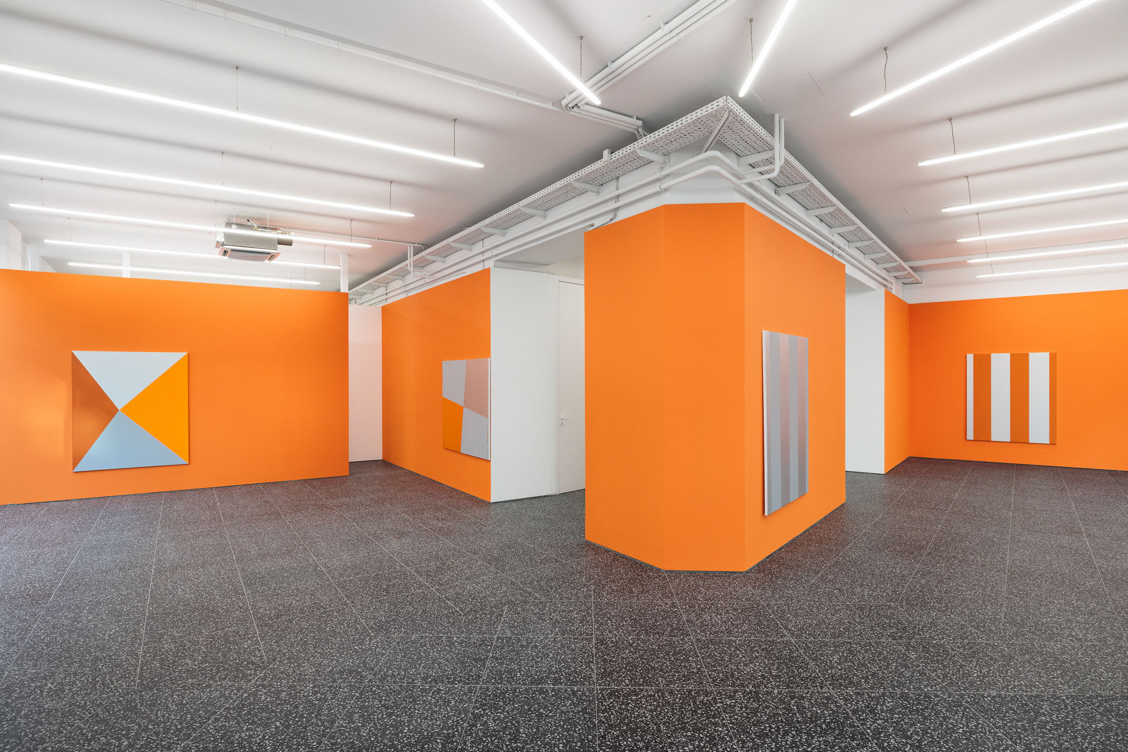 Nick oberthaler at layr, vienna 1