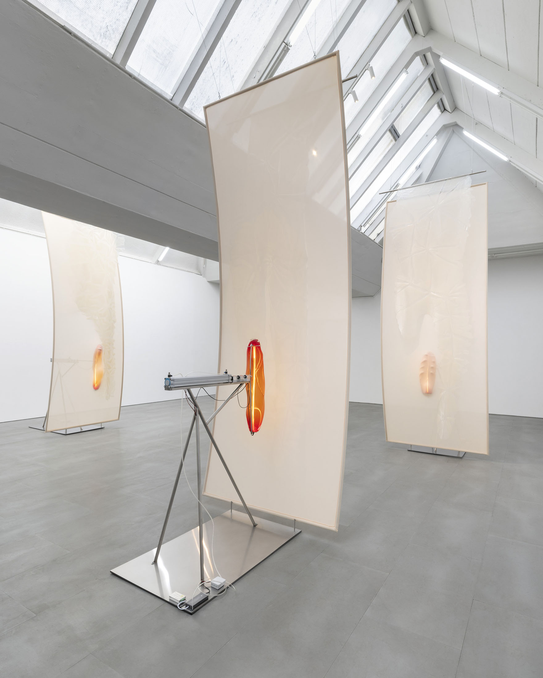 Pakui hardware at carlier | gebauer, berlin 5