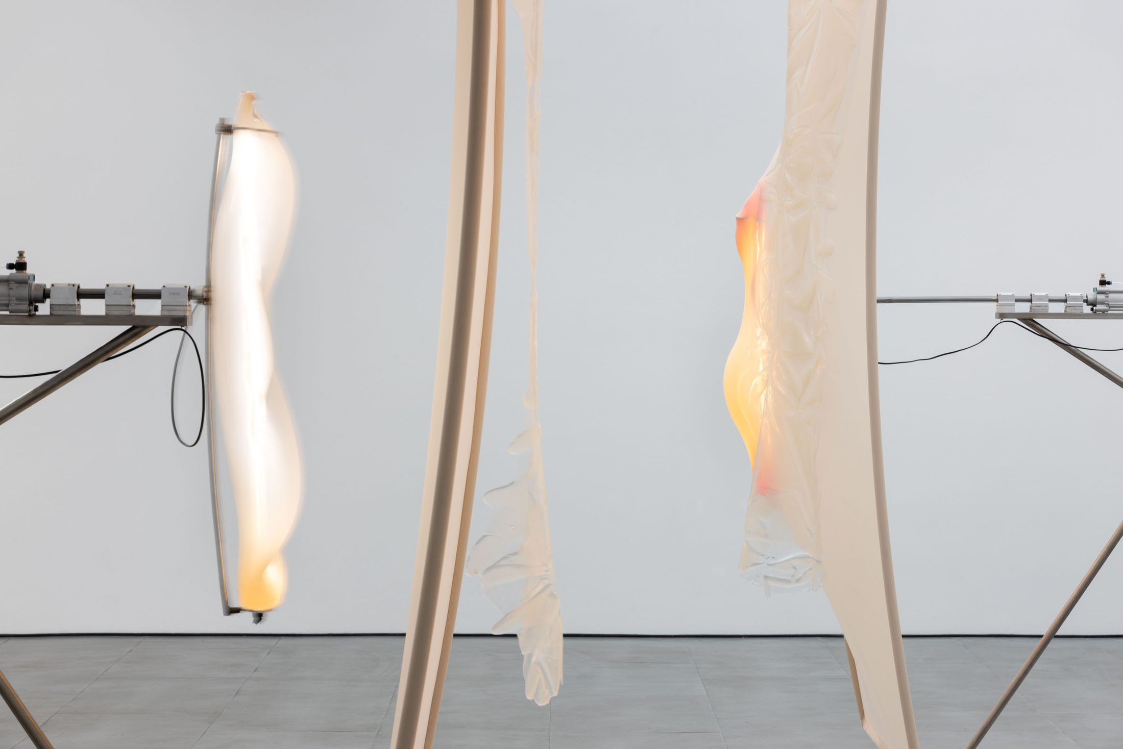 Pakui hardware at carlier | gebauer, berlin 7