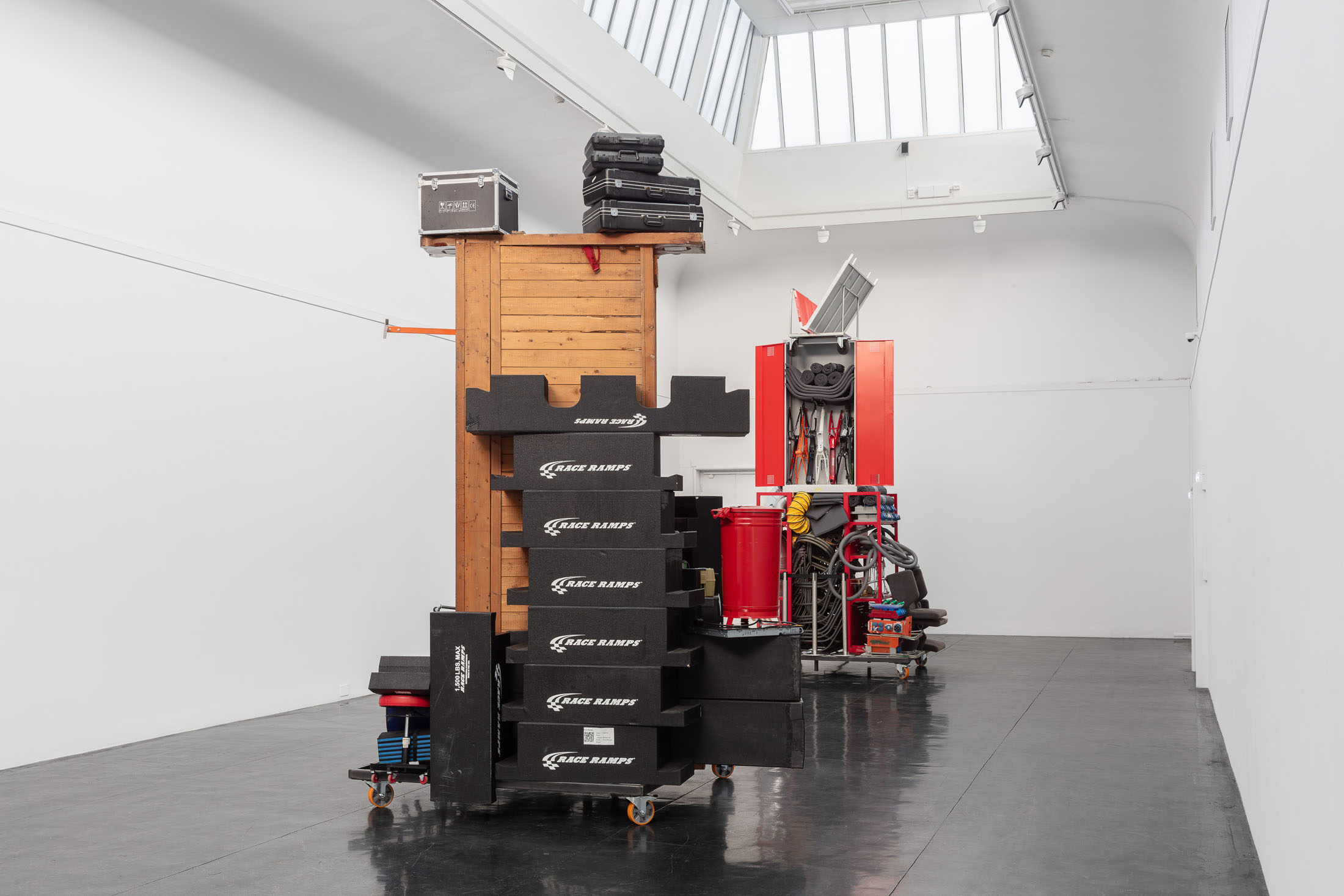 Stian ådlandsvik at kunstnernes hus, oslo 7