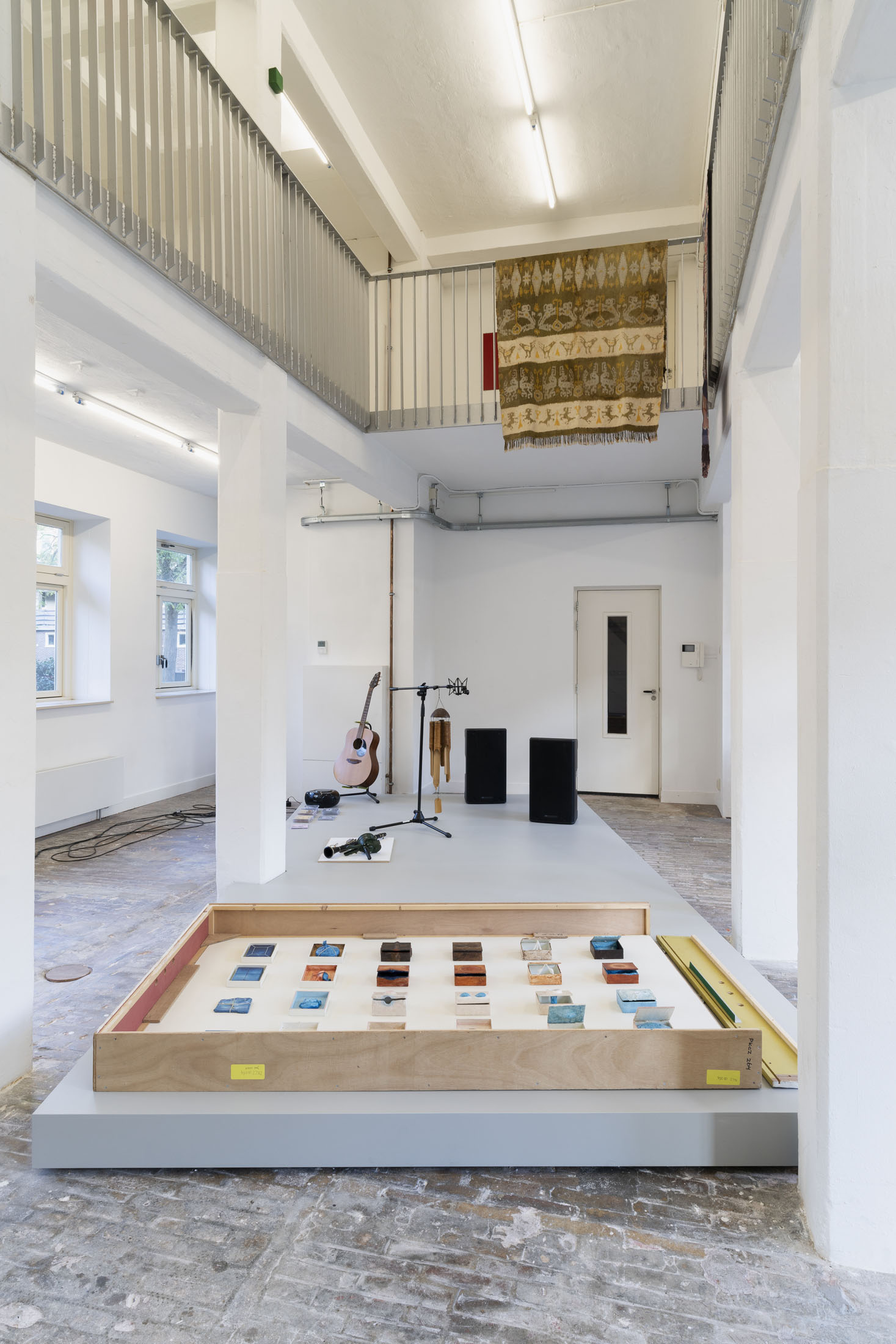 The clock wife at a tale of a tub, rotterdam 5