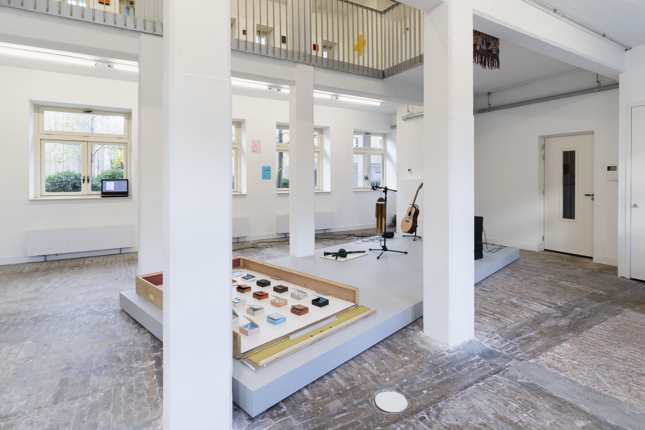 The clock wife at a tale of a tub, rotterdam 9