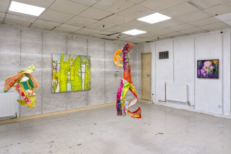 Viewing velocities at public gallery, london 5